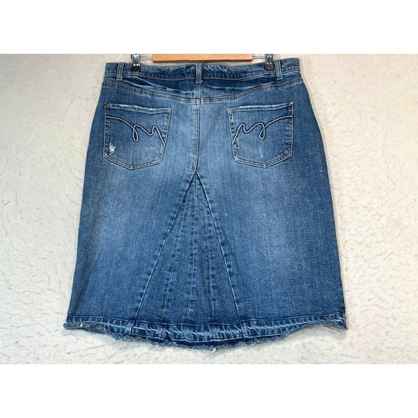 Mossimo Mossimo Skirt Womens 12 Blue Jean Raw Hem Kick Pleat Stretch Denim Short Mini Boho Western Classic Logo Zipper Button XS? Size 34" / US 12 / IT 48 - 2 Thumbnail