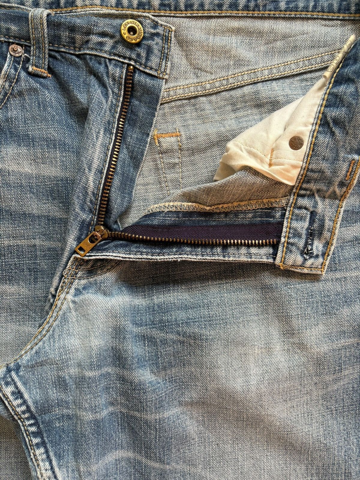 Levi's Vintage 90s Levis 504 Faded Wash Baggy Jeans Size US 33 - 9 Thumbnail