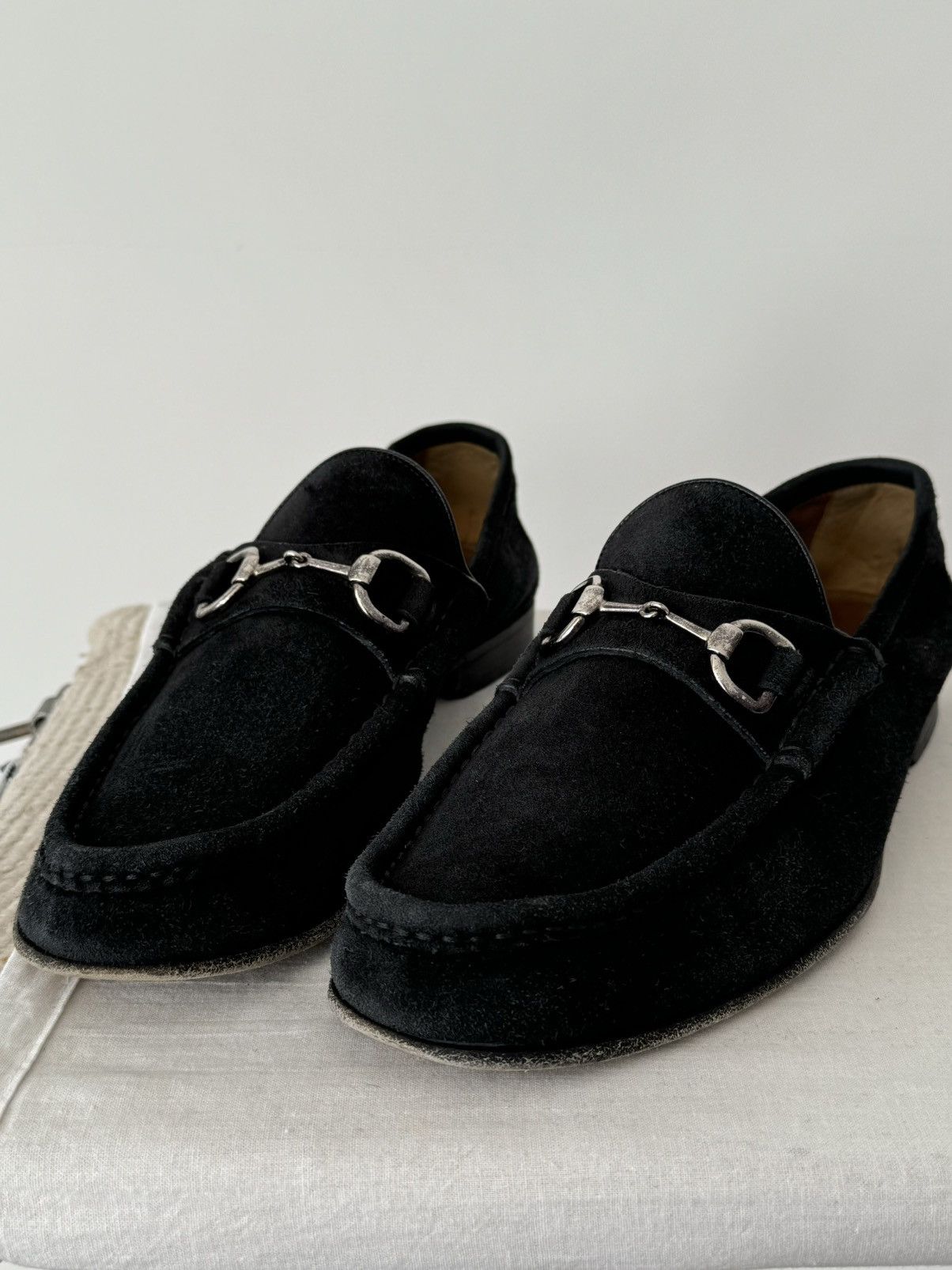 Gucci × Tom Ford × Vintage Vintage Gucci Black Horse Bit Suede Loafers Size US 8 / EU 41 - 3 Thumbnail