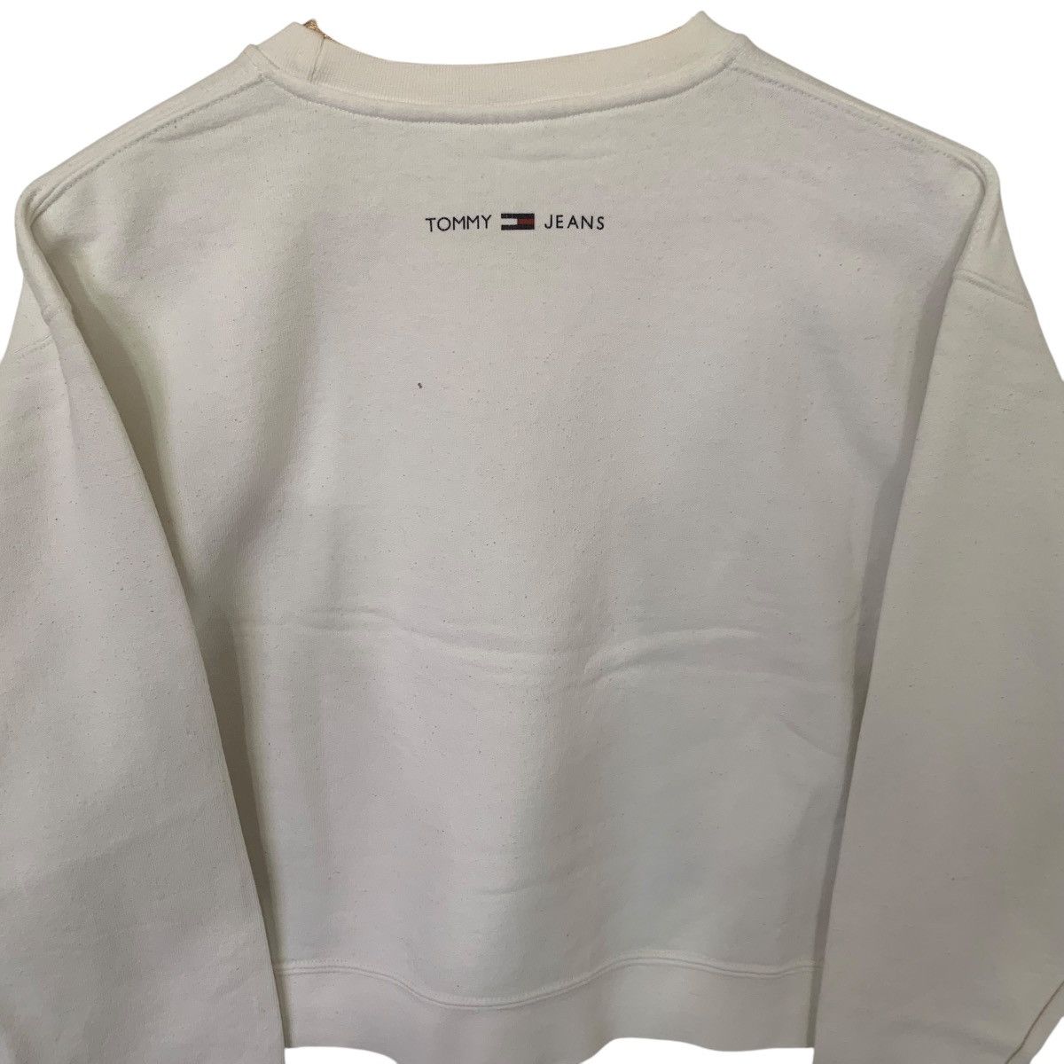 Tommy Hilfiger × Tommy Jeans × Vintage Vintage Tommy Hilfiger Crop Top Sweatshirt Medium Size US M / EU 48-50 / 2 - 4 Thumbnail