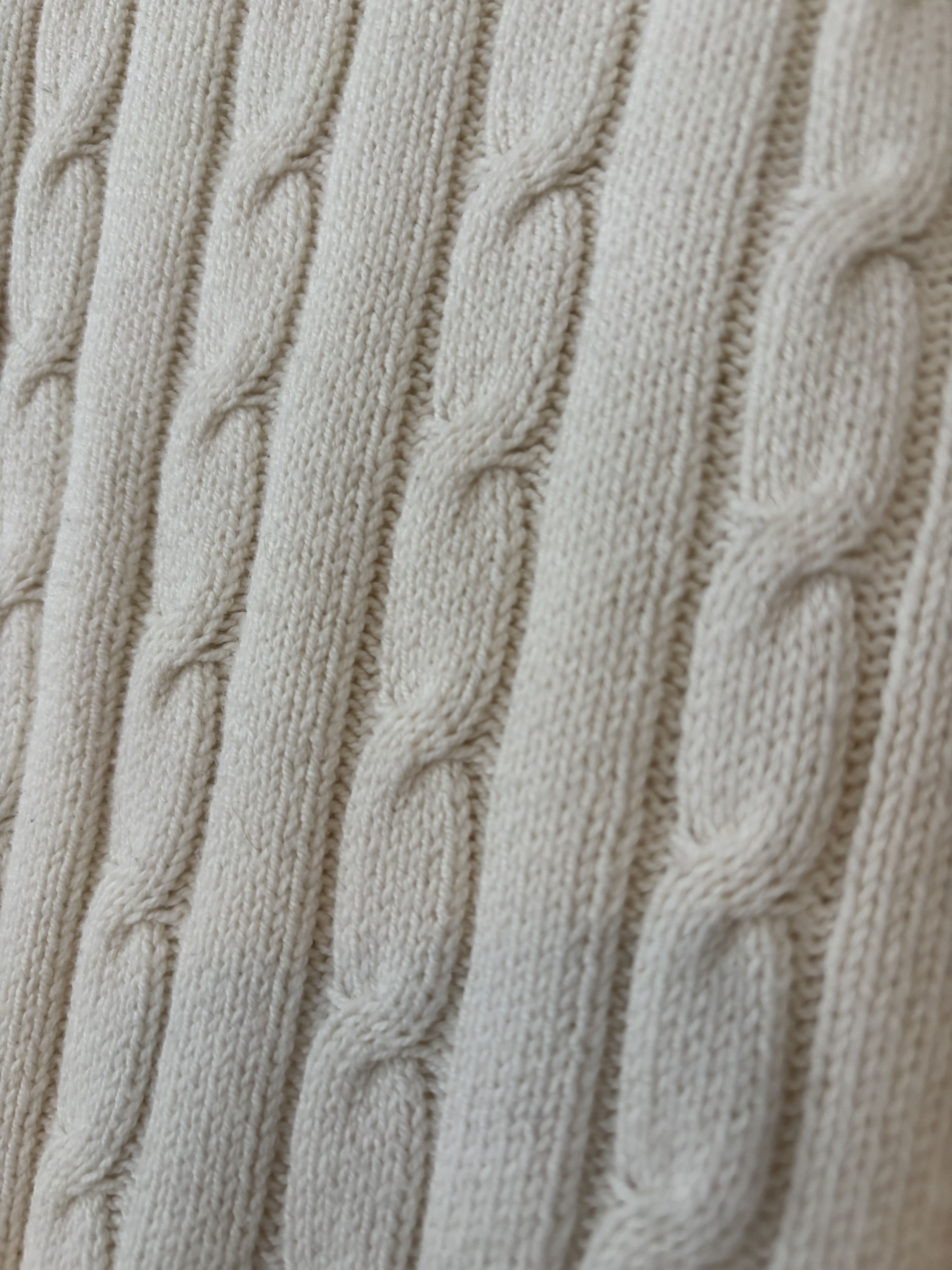 Uniqlo Woman's Uniqlo cable knit v-neck vest Size L / US 10 / IT 46 - 4 Thumbnail