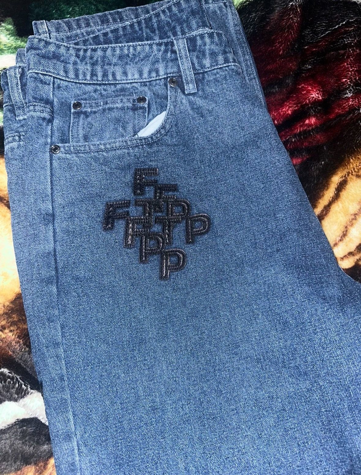 Fuck The Population FTP CROSS LOGO DENIM PANTS Size US 36 / EU 52 - 2 Thumbnail