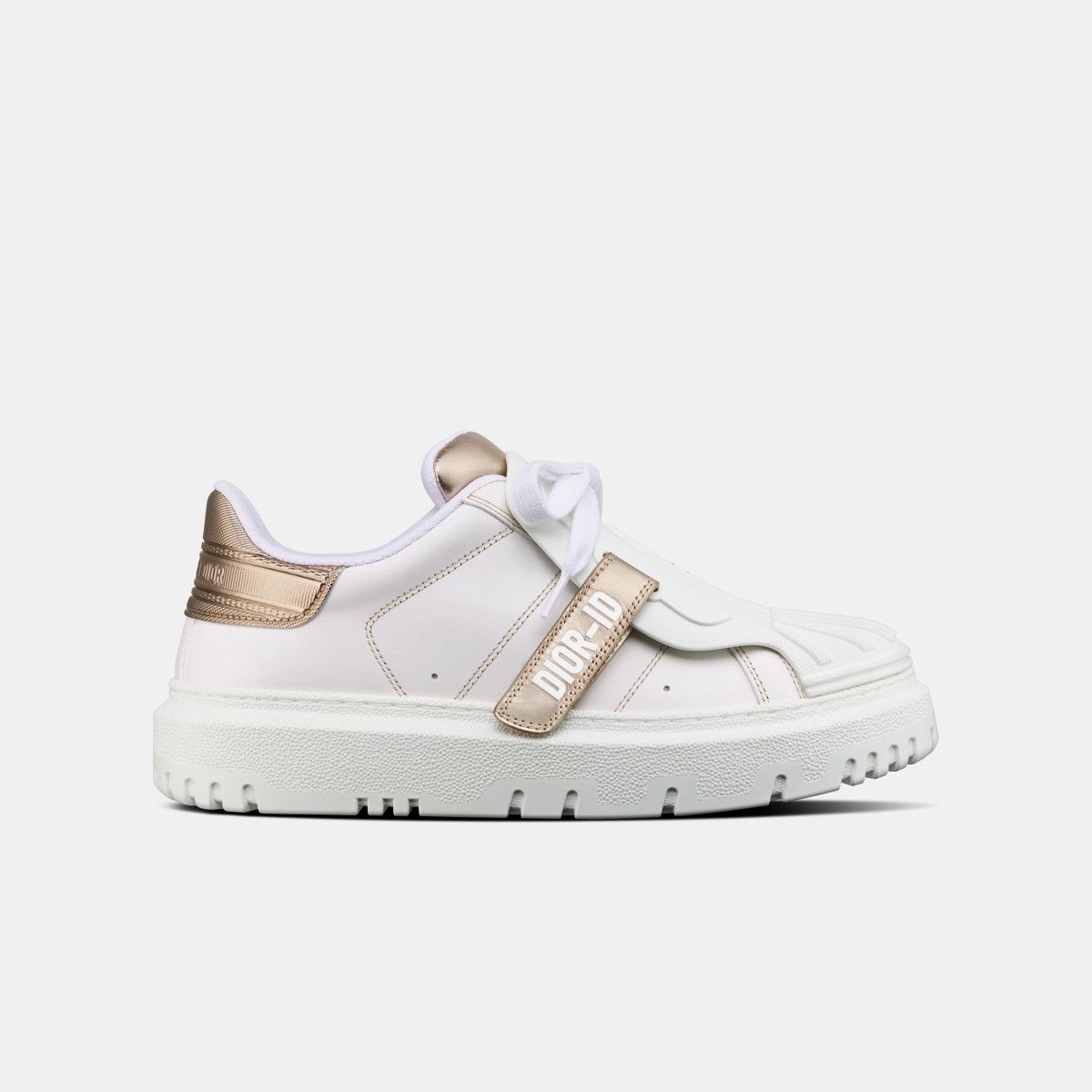 image of Dior O1Bcso1Str0324 Sneaker In White & Gold in White/Gold, Women's