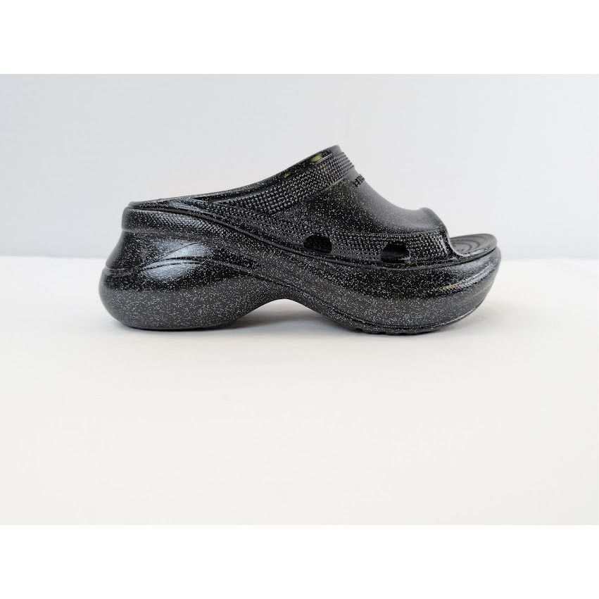 Balenciaga × Crocs o1rshd1 Q:2 / Pool Slide Slipper Sandals in Black Size US 8 / IT 38 - 1 Thumbnail