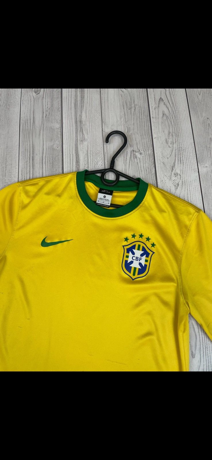 Nike Vintage nike Brazil soccer jersey size M Brasil yellow Size US M / EU 48-50 / 2 - 9 Thumbnail