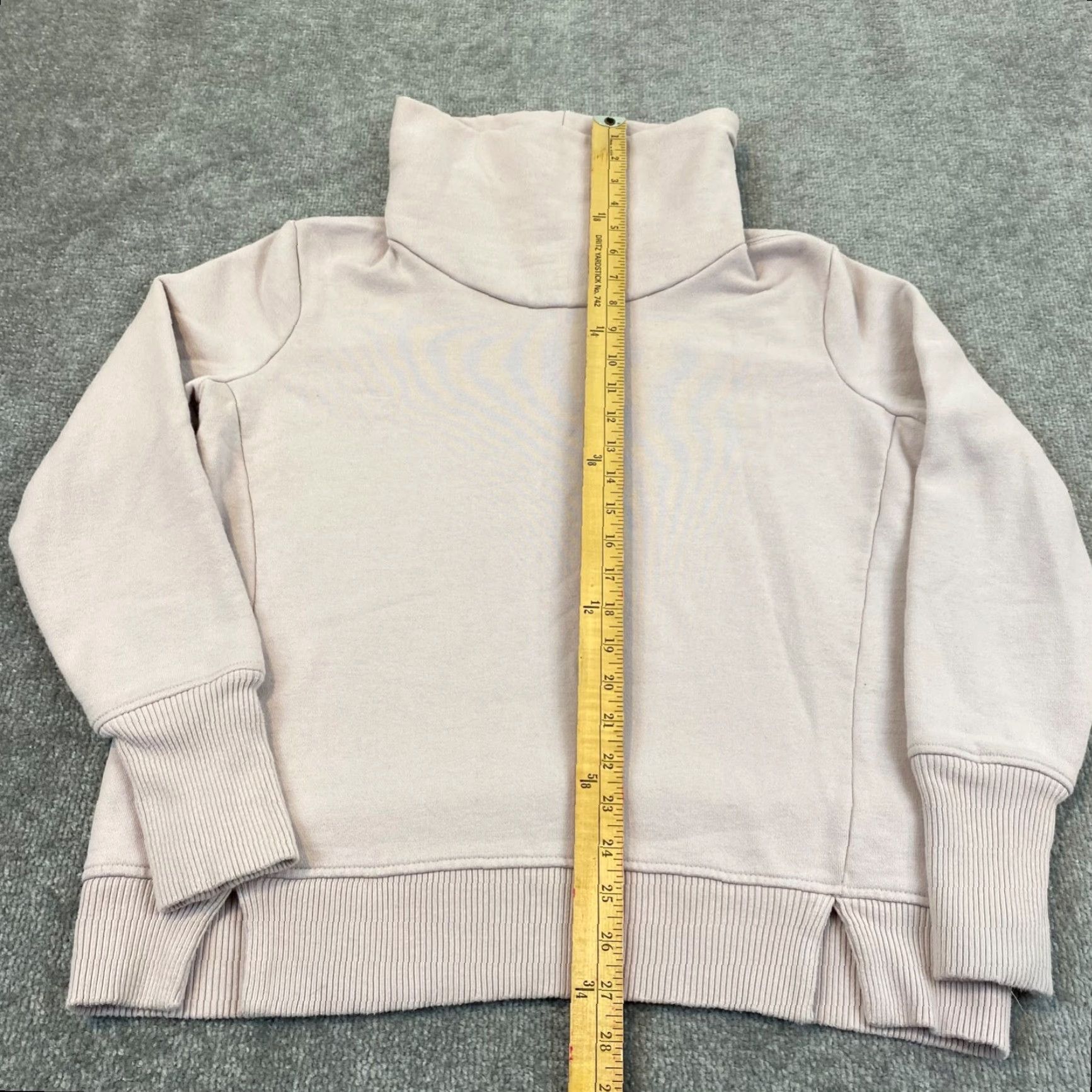 Athleta Athleta Sweatshirt Funnel Neck Thumbhole Womens Small Faint Pink Athletic 870421 Size S / US 4 / IT 40 - 3 Thumbnail