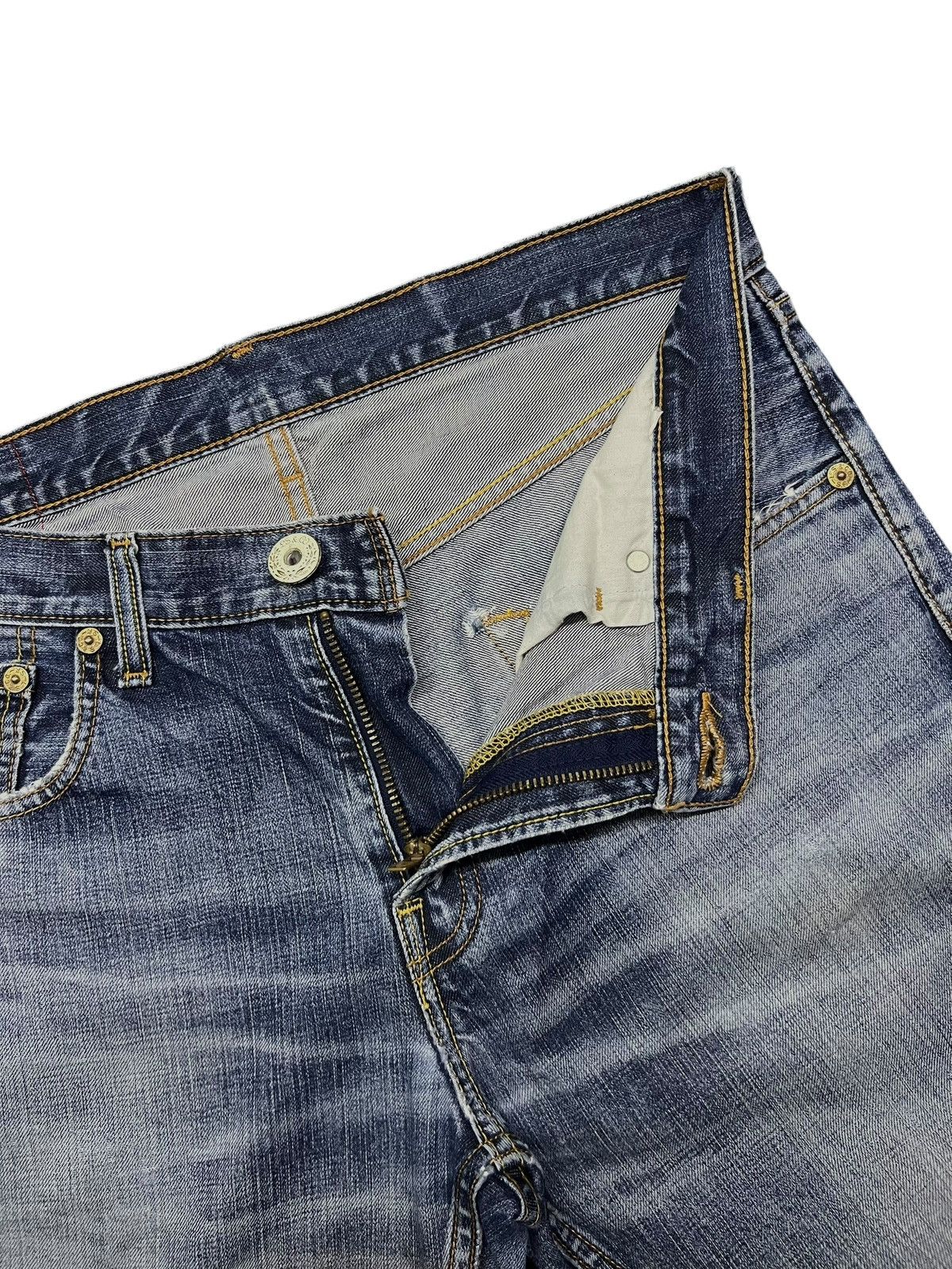 Levi's Vintage Levi’s 502 Denim Patches - Faded, Distressed Jeans Size US 35 - 10 Thumbnail
