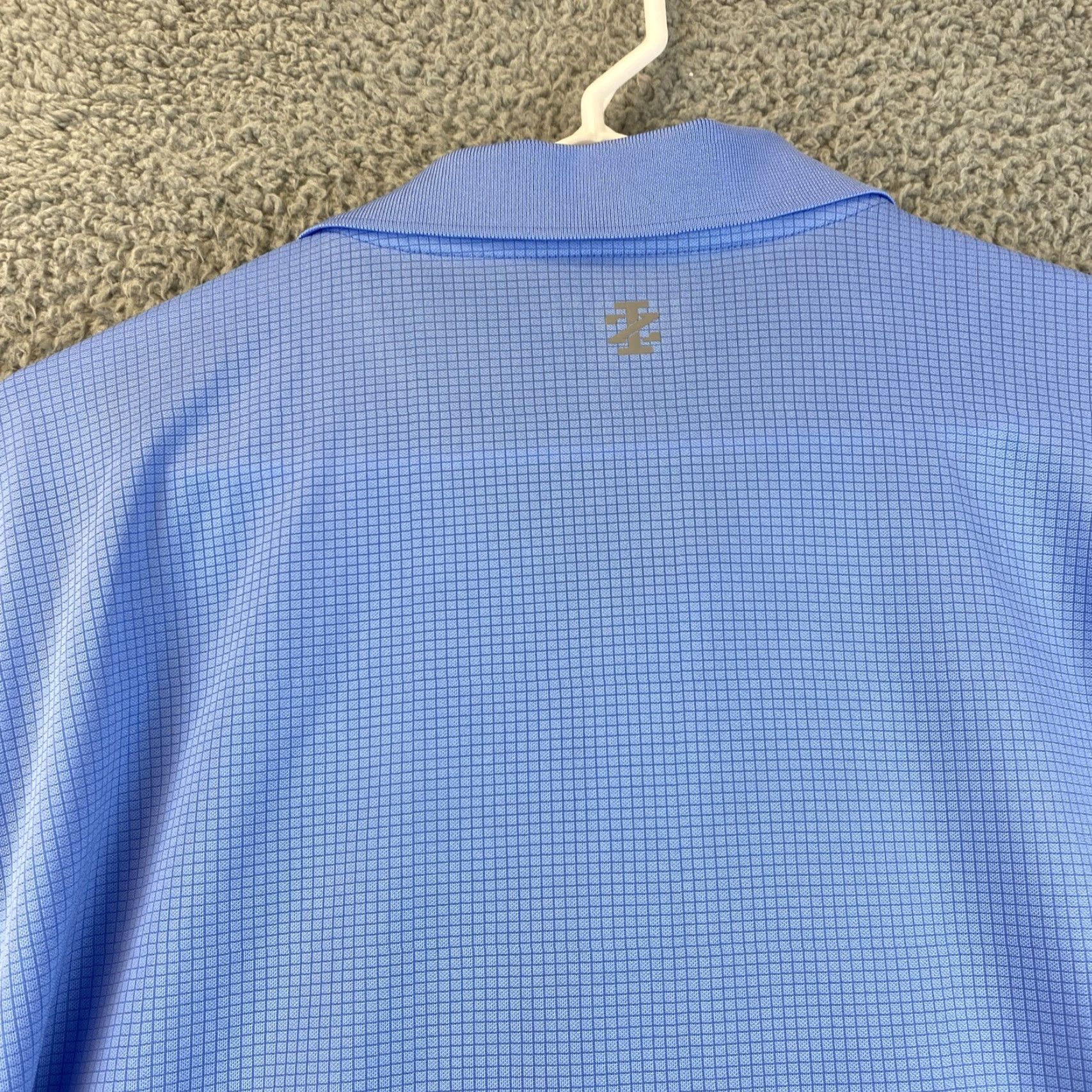Izod Izod IZOD Men's Golf Blue Active Shirt - Classic Polo 54-24 Regular XL Sleeves Short Button-Down Collared Button-Down Logo Fabric Polyester Nylon? Size US XL / EU 56 / 4 - 8 Thumbnail