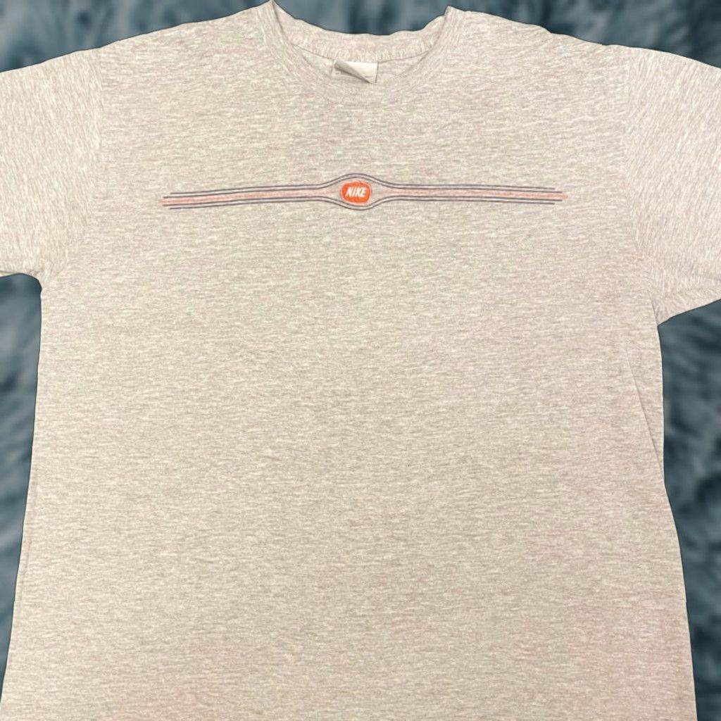 Nike VINTAGE Nike Essential Embroidered Center Logo VTG Shirt Mens Size L Gray 90s Hip Hop Sports Logo Men Short Sleeve T-Shirt 1990-1999 Size US L / EU 52-54 / 3 - 1 Thumbnail
