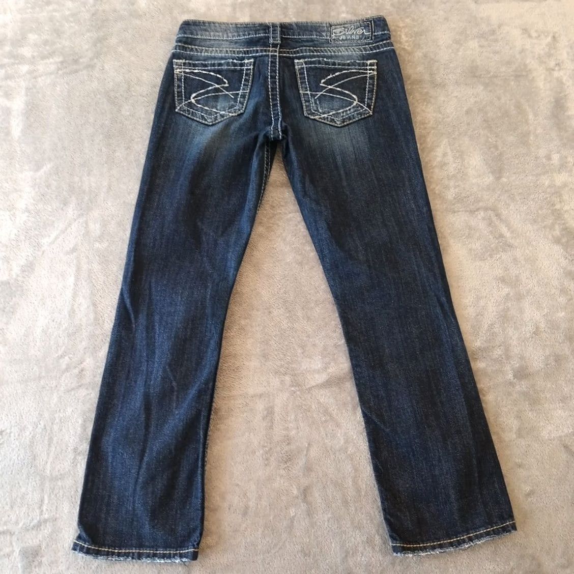 Silver Jeans Co. Silver Jeans Jeans Womens Size 26 Blue Straight Dark Wash 28x26 Low Rise Denim 5-Pocket Regular Mens? Size 26" / US 2 / IT 38 - 2 Thumbnail