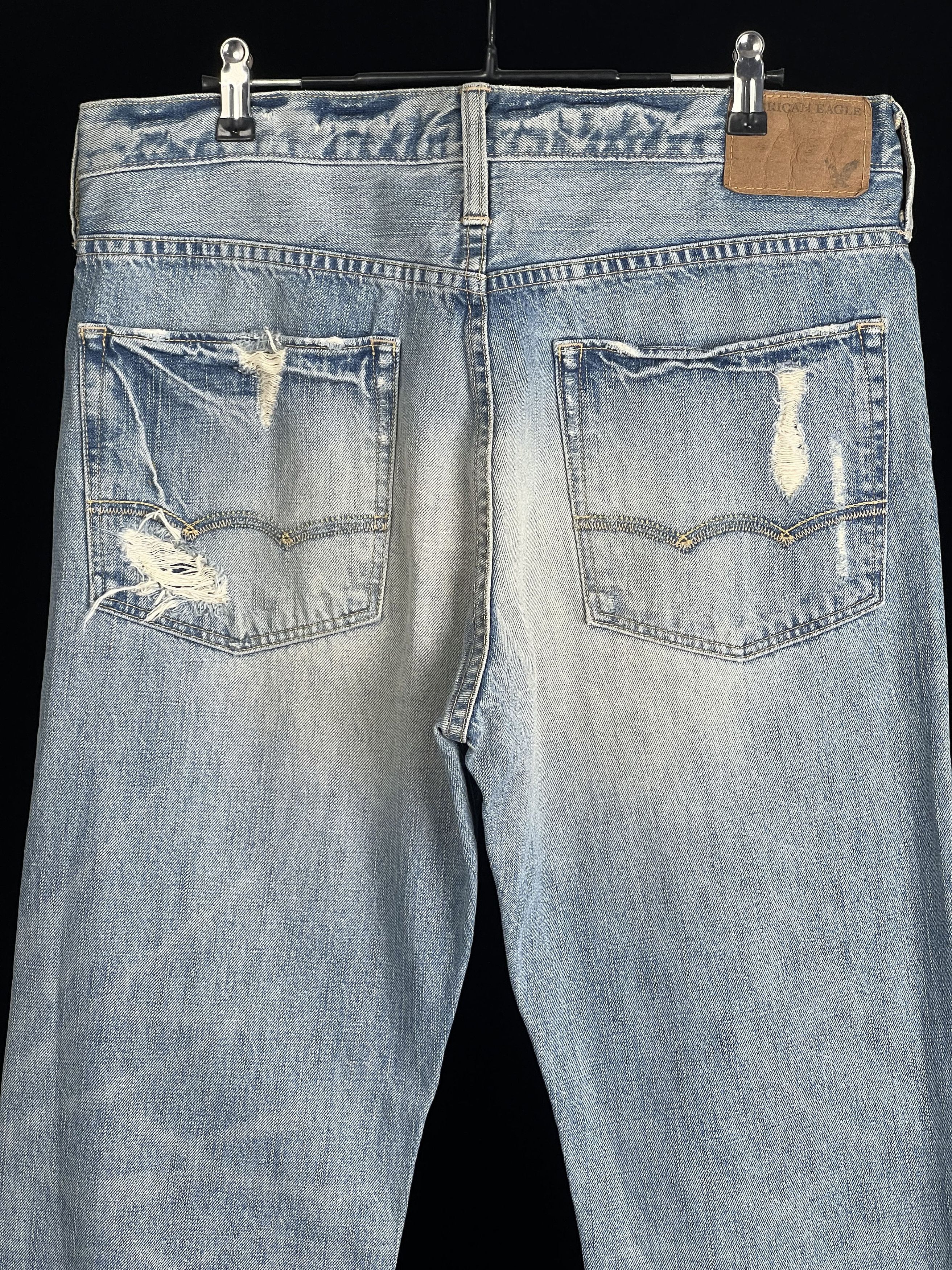 American Eagle Outfitters Light Wash Bootcut Jeans Jambe Semi-evasee Denim Size US 32 / EU 48 - 6 Thumbnail