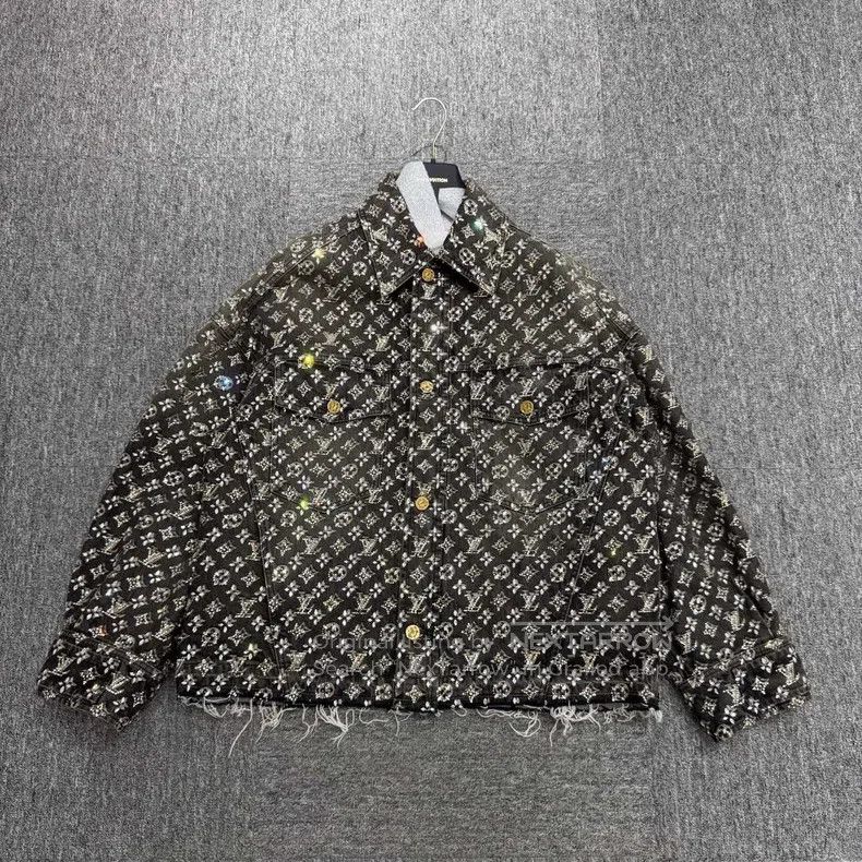 Louis Vuitton Louis Vuitton Rhinestone full print presbyopic denim jacke Size US M / EU 48-50 / 2 - 1 Thumbnail