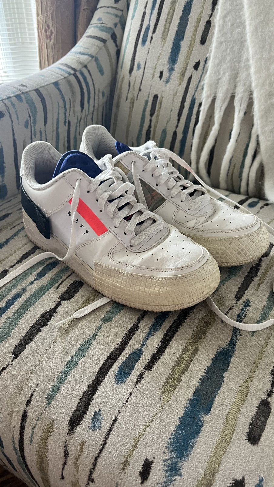 Nike Nike N354’s Size US 10 / EU 43 - 2 Thumbnail
