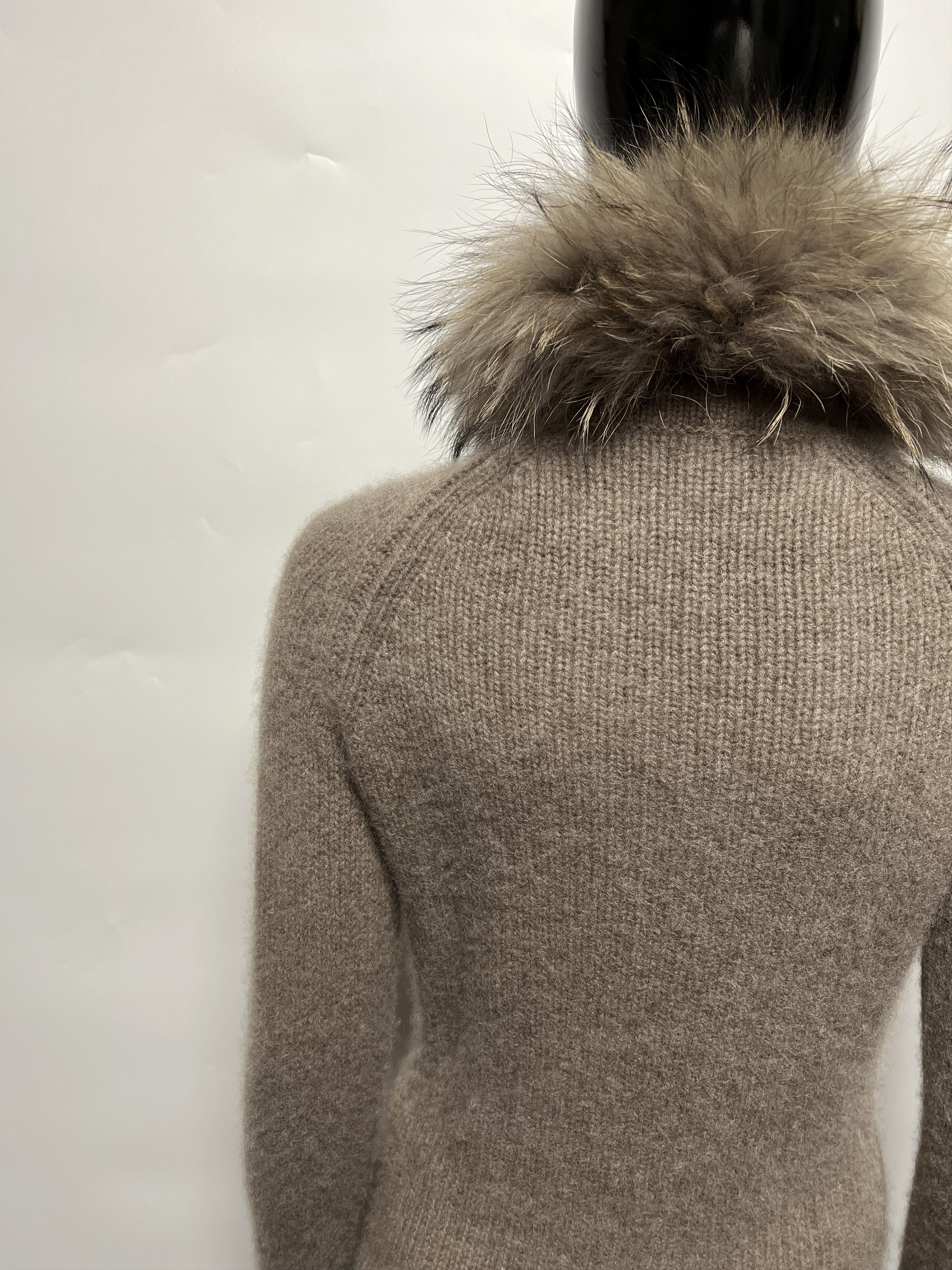 Other 100% Cashmere Women’s Knit Full Zip Sweater Real Fur Trim Size S / US 4 / IT 40 - 9 Thumbnail