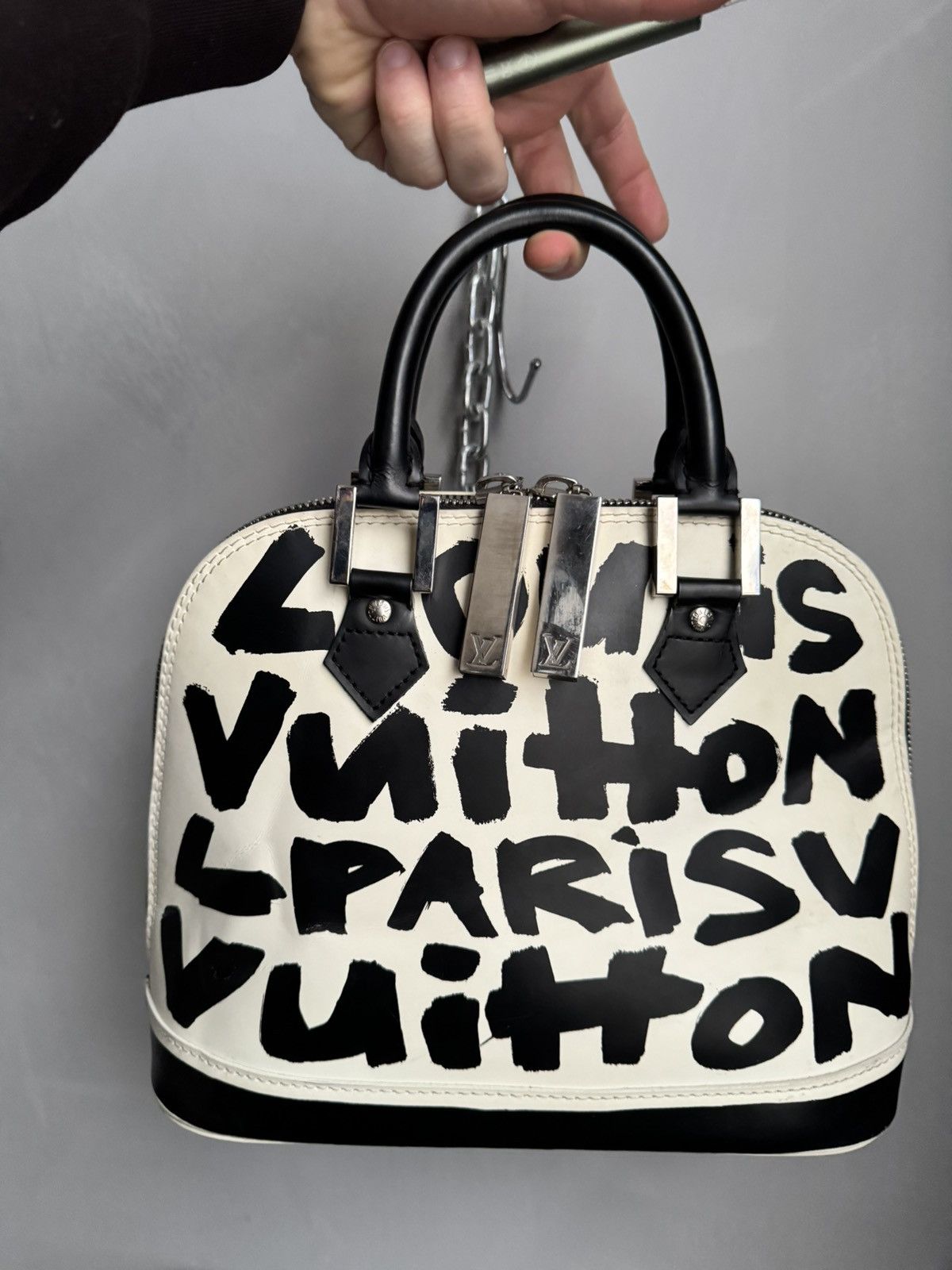 Louis Vuitton Louis Vuitton x Stephen Sprouse Graffiti alma bag 09 BA0051 Size ONE SIZE - 16 Thumbnail