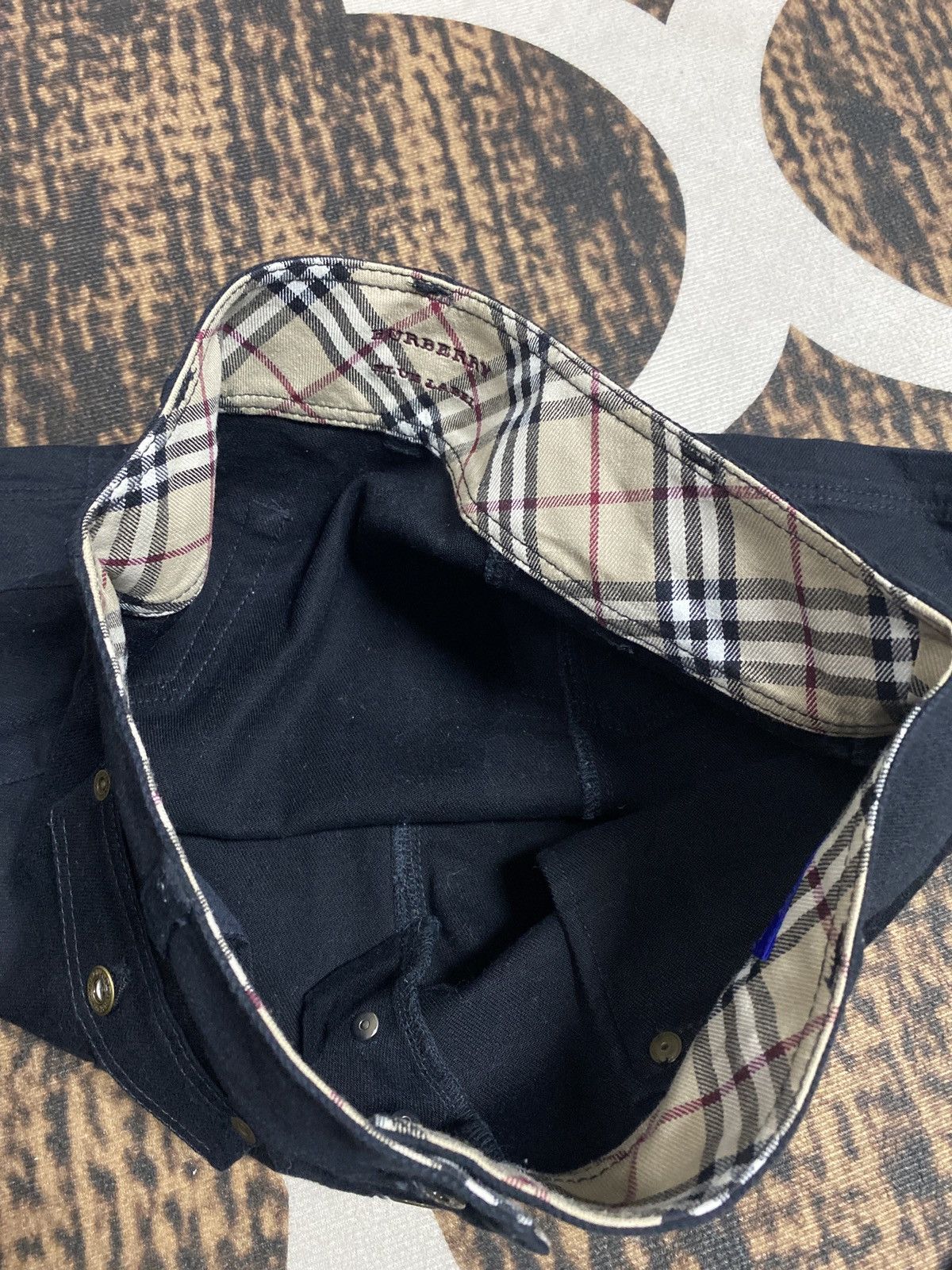 Burberry Burberry blue label mini skirt denim Size 28" / US 6 / IT 42 - 11 Thumbnail