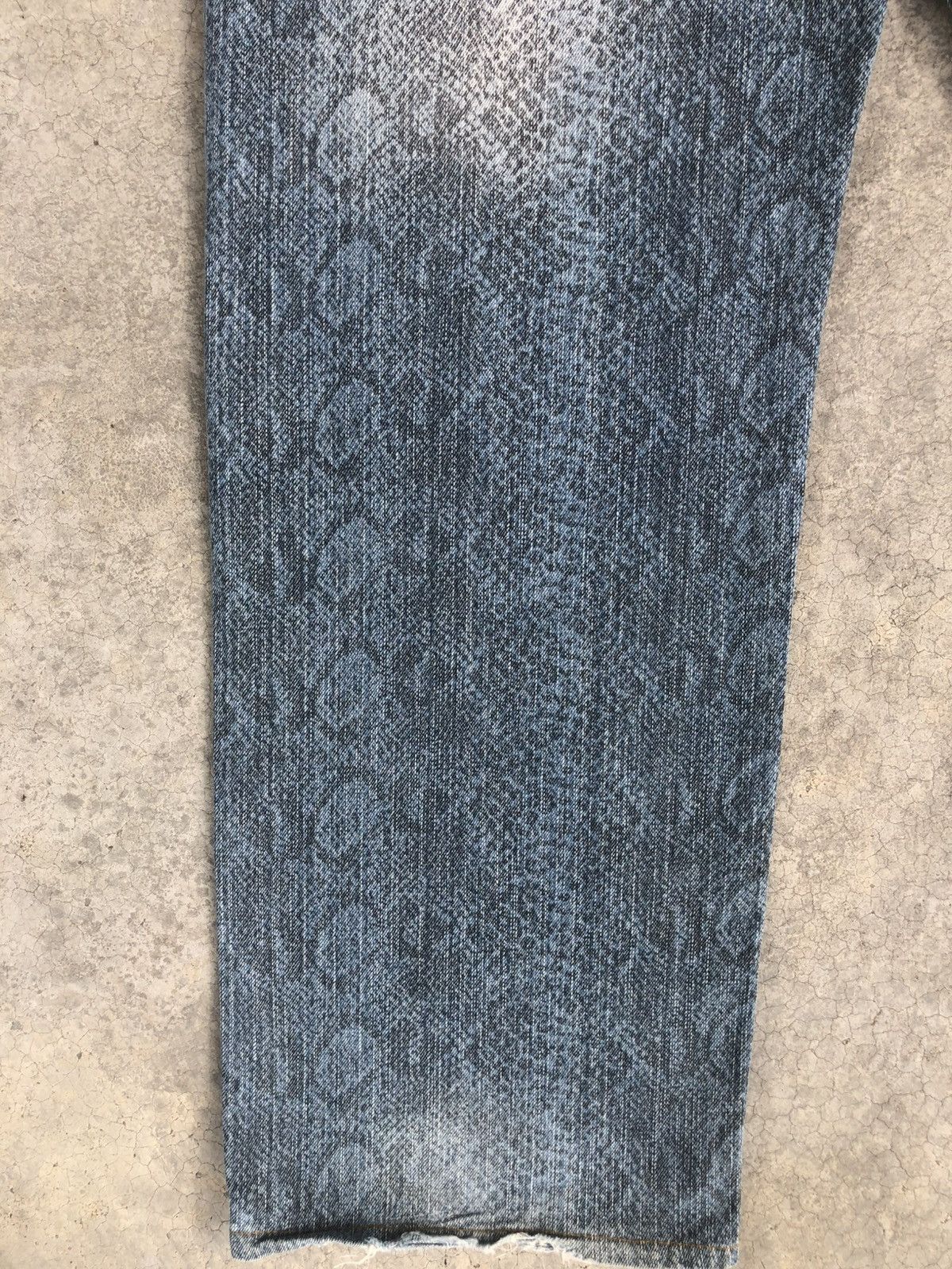Karakuri Tamashii Karakuri Tamashii Embroidered Denim Snake Skin Size US 33 - 11 Thumbnail