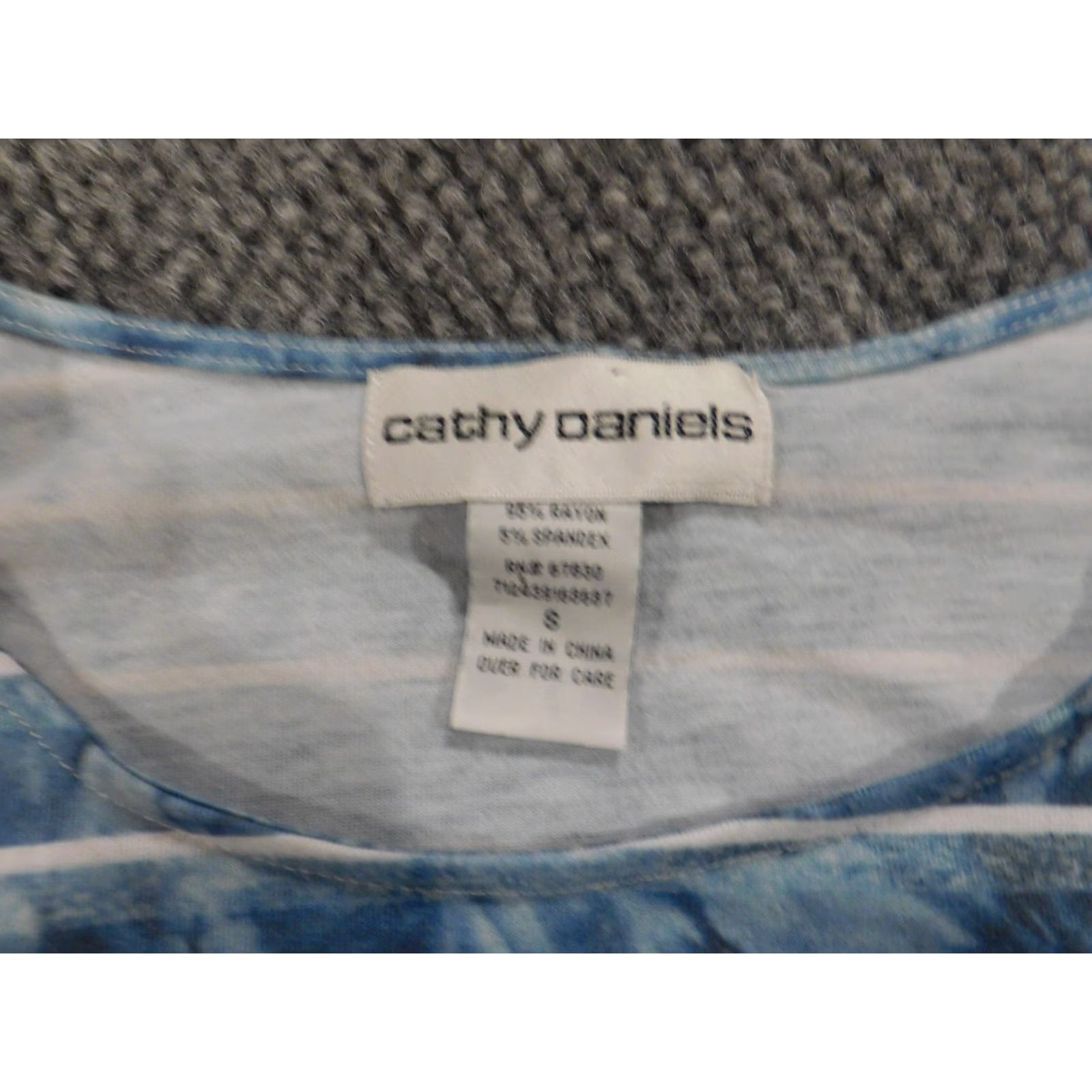 Vintage Cathy Daniels Womens Blouse S Blue Striped Pullover Casual Long Sleeve Button Collared Rayon Spandex Breathable Stretch Regular Top Shirt Size S / US 4 / IT 40 - 5 Thumbnail