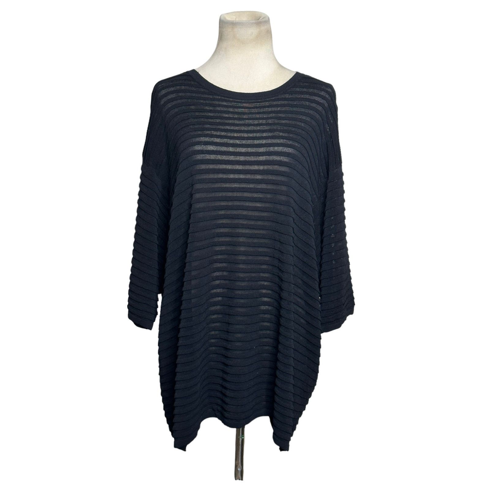 Max Mara MaxMara black striped semi sheer knit top blouse size Medium Size M / US 6-8 / IT 42-44 - 10 Thumbnail