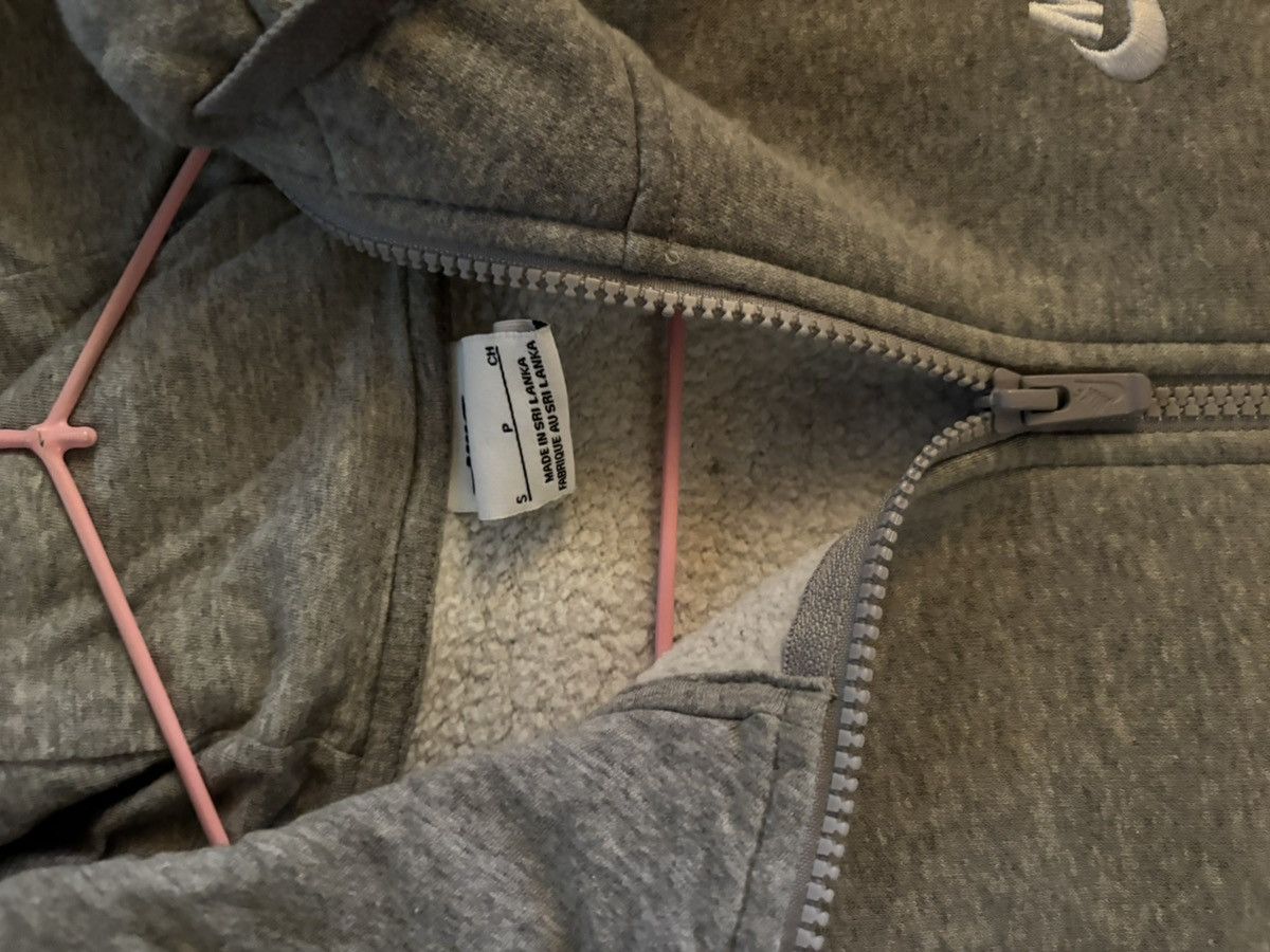 Nike Nike grey zip up hoodie Size US S / EU 44-46 / 1 - 3 Thumbnail