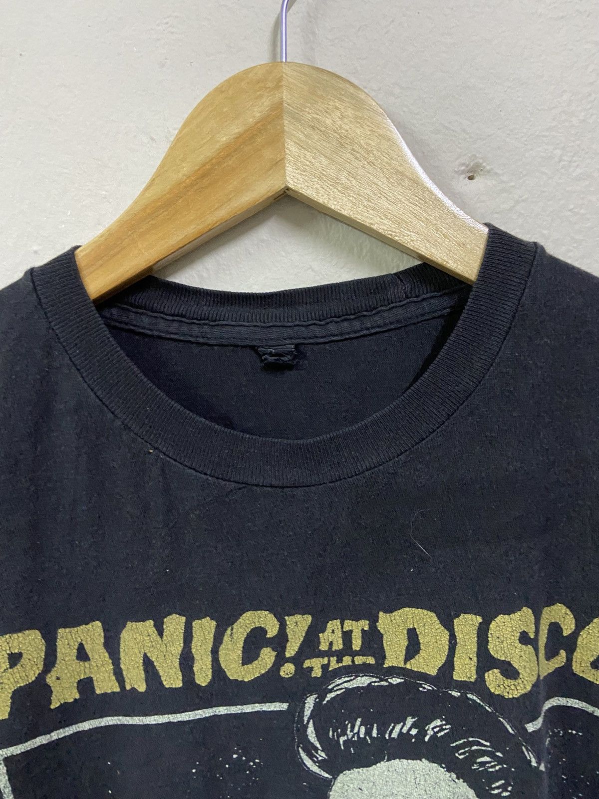 Vintage Panic! At the Disco tee Size US XS / EU 42 / 0 - 5 Thumbnail