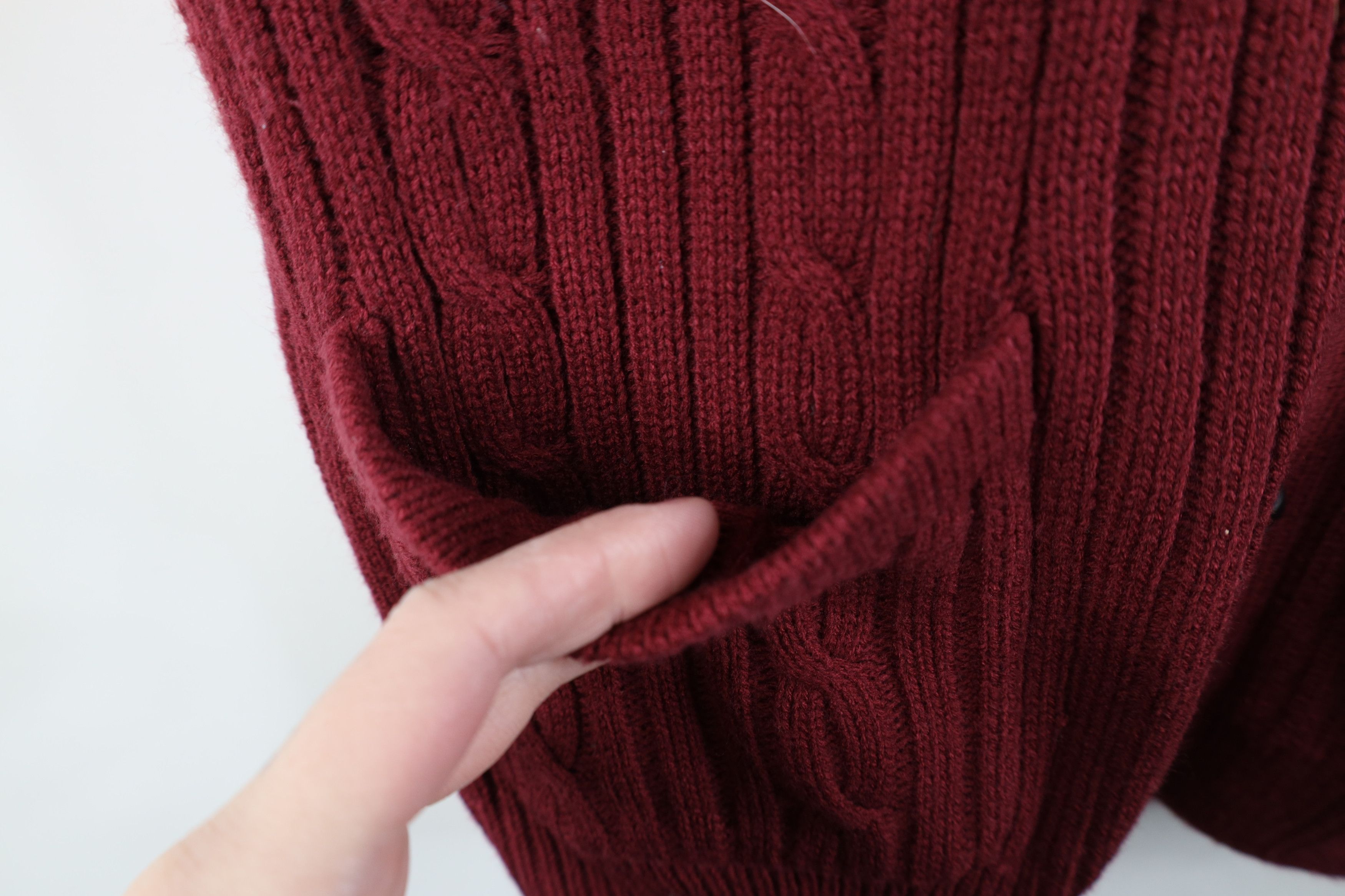Vintage Vintage 90s Streetwear Cable Knit Fisherman Sweater Vest Red Size US L / EU 52-54 / 3 - 7 Thumbnail
