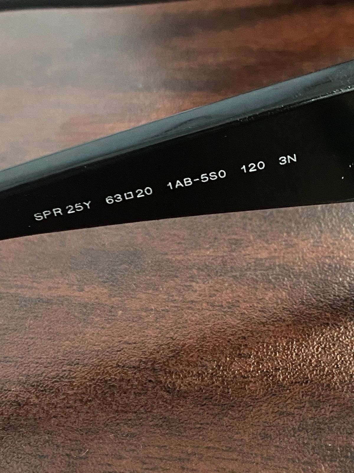 Prada PRADA RUNWAY SUNGLASSES Size ONE SIZE - 8 Thumbnail