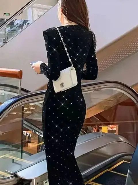 Japanese Brand Women's festive long dress with slit and sequins Size M / US 6-8 / IT 42-44 - 3 Thumbnail