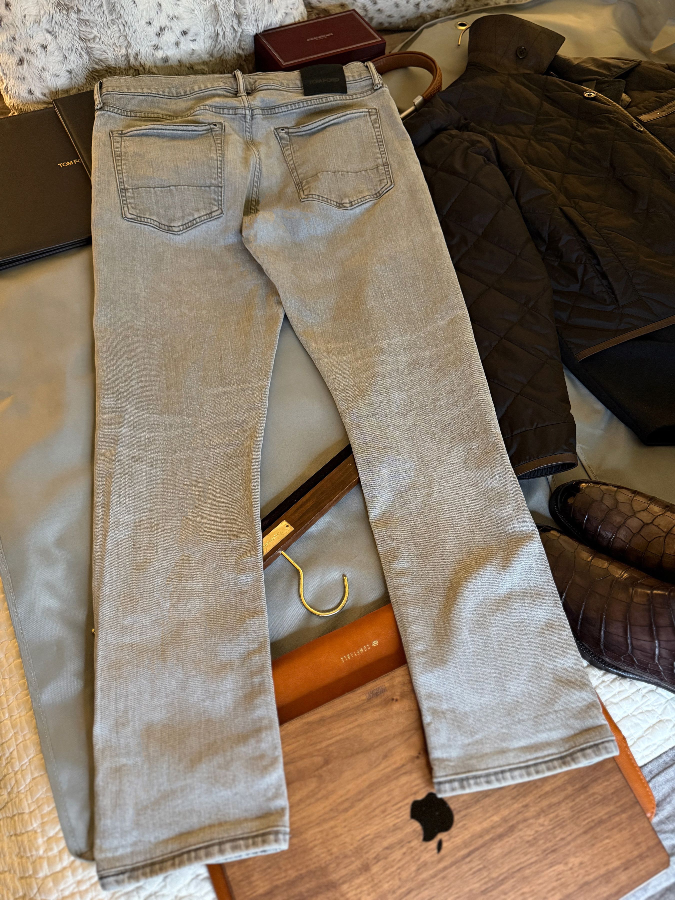 Tom Ford Fit 32, Effortless Cool $1K w/tax Contrast Cuff Selvedge Size US 36 / EU 52 - 11 Thumbnail