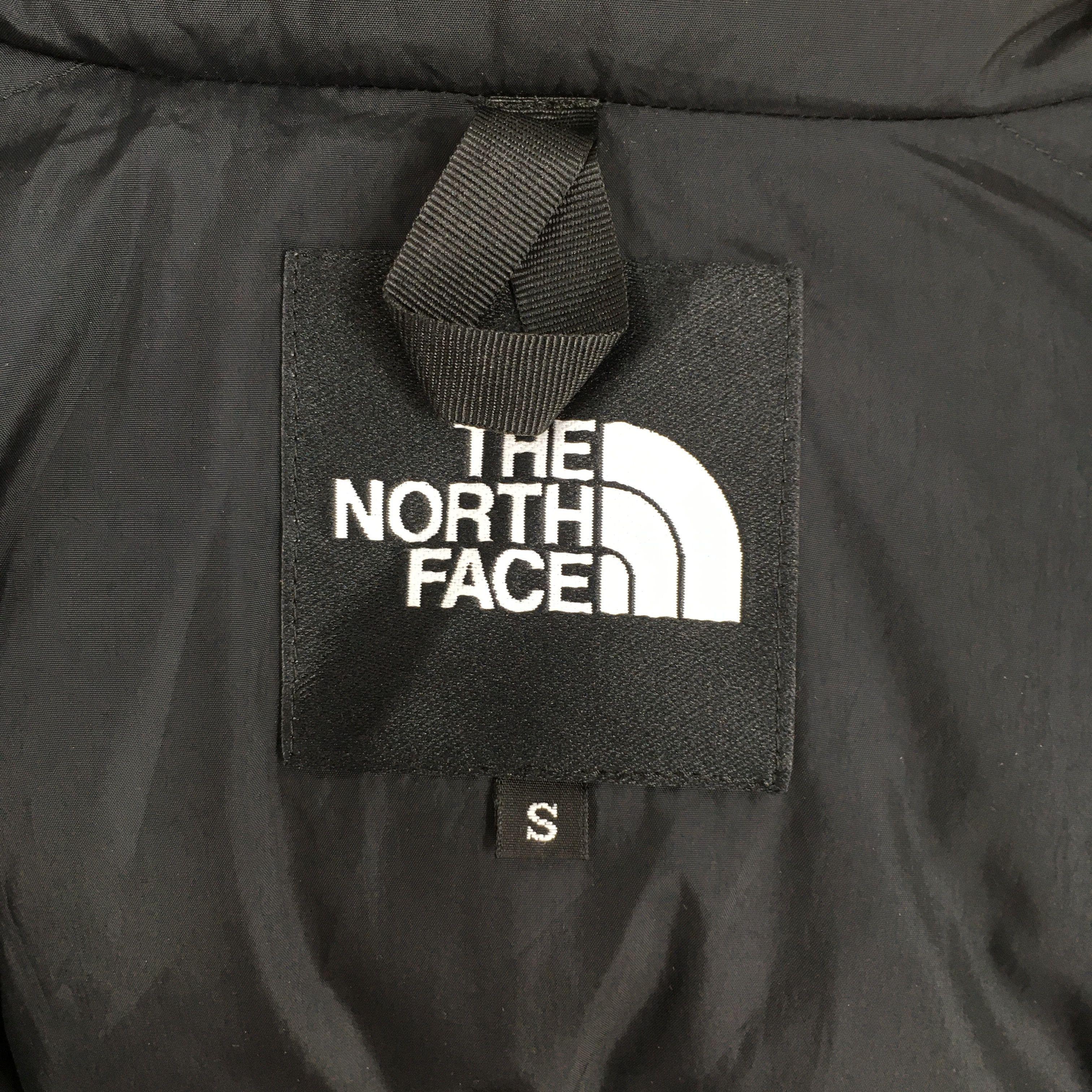 The North Face Vintage The North Face 700 Puffer Jacket Red Small Size US S / EU 44-46 / 1 - 6 Thumbnail