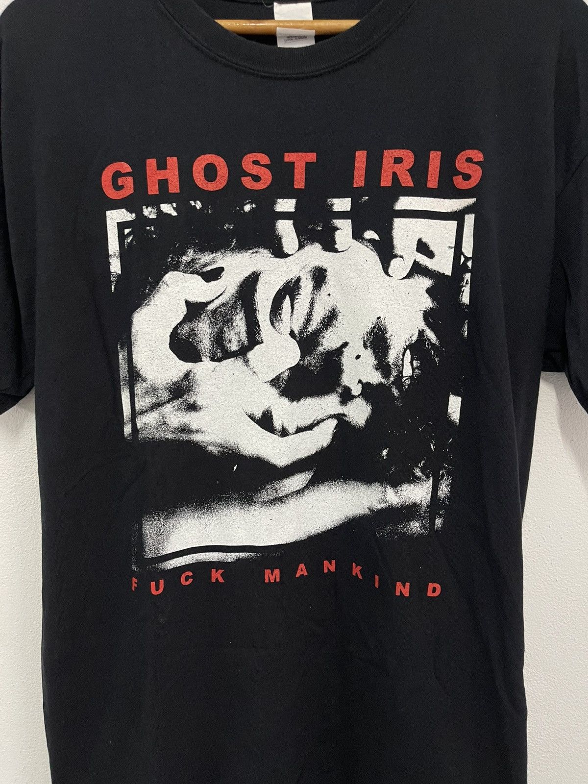 Band Tees Vintage Ghost Iris band tees 📸 Size US L / EU 52-54 / 3 - 4 Thumbnail