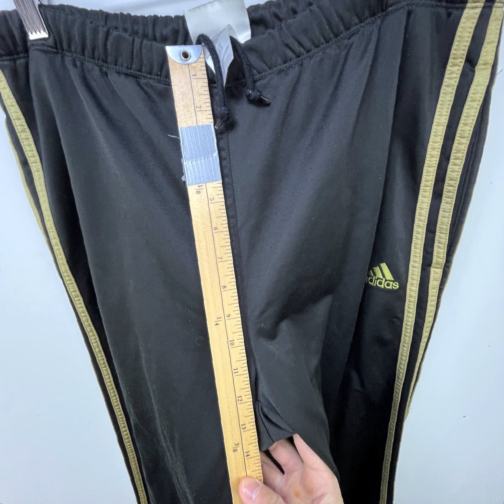 Adidas VINTAGE Adidas Baggy Track Pants Large Pants Men 34 Black 90s Cargo Pocket 5-Pocket Logo Size US 33 - 7 Thumbnail
