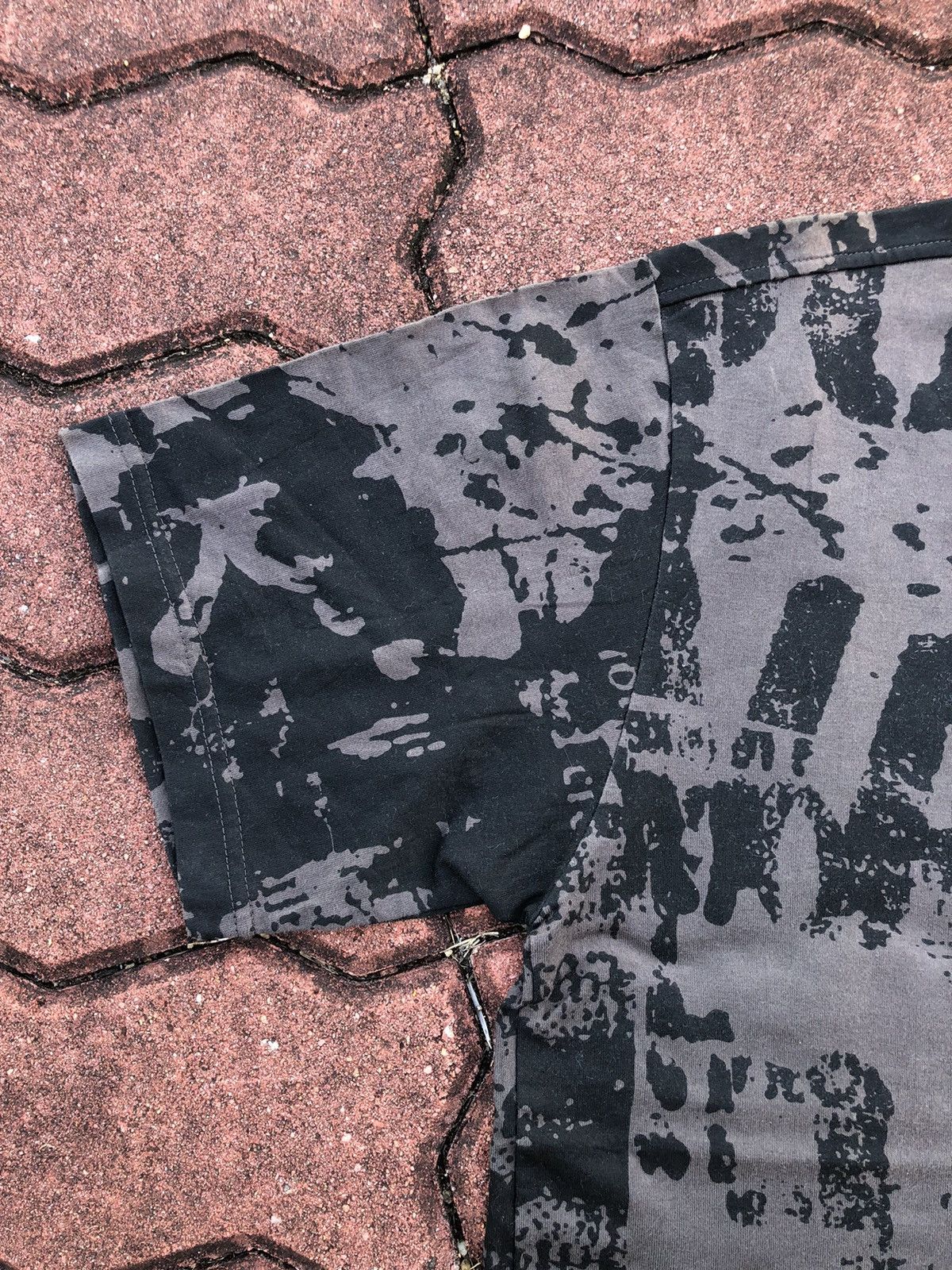 In The Attic 🔥Vintage🔥In The Attic AOP Tshirt Size US L / EU 52-54 / 3 - 8 Thumbnail