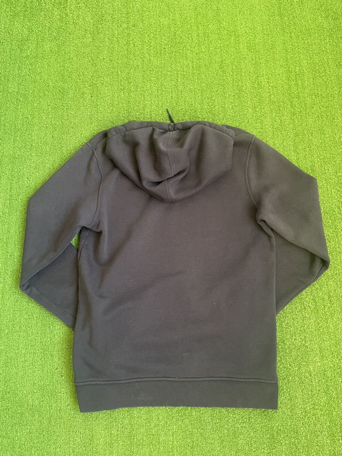 Nike Vintage Y2K Nike 6.0 Skateboarding Zip Up Hoodie Size Medium Size US M / EU 48-50 / 2 - 3 Thumbnail