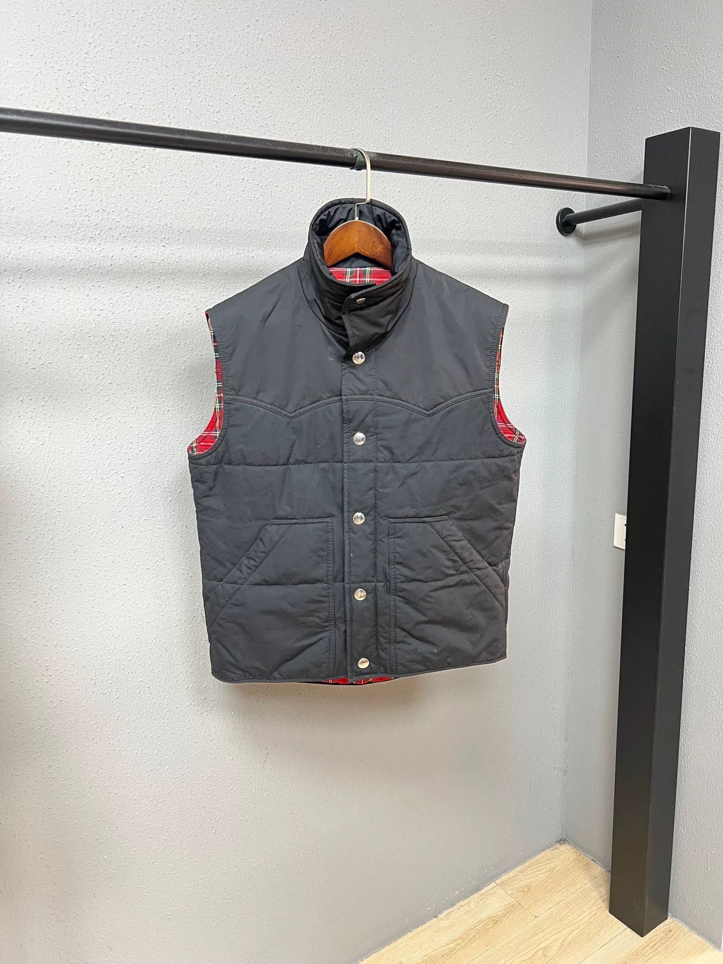 Givenchy givenchy cotton vest size 50 Size US L / EU 52-54 / 3 - 1 Thumbnail