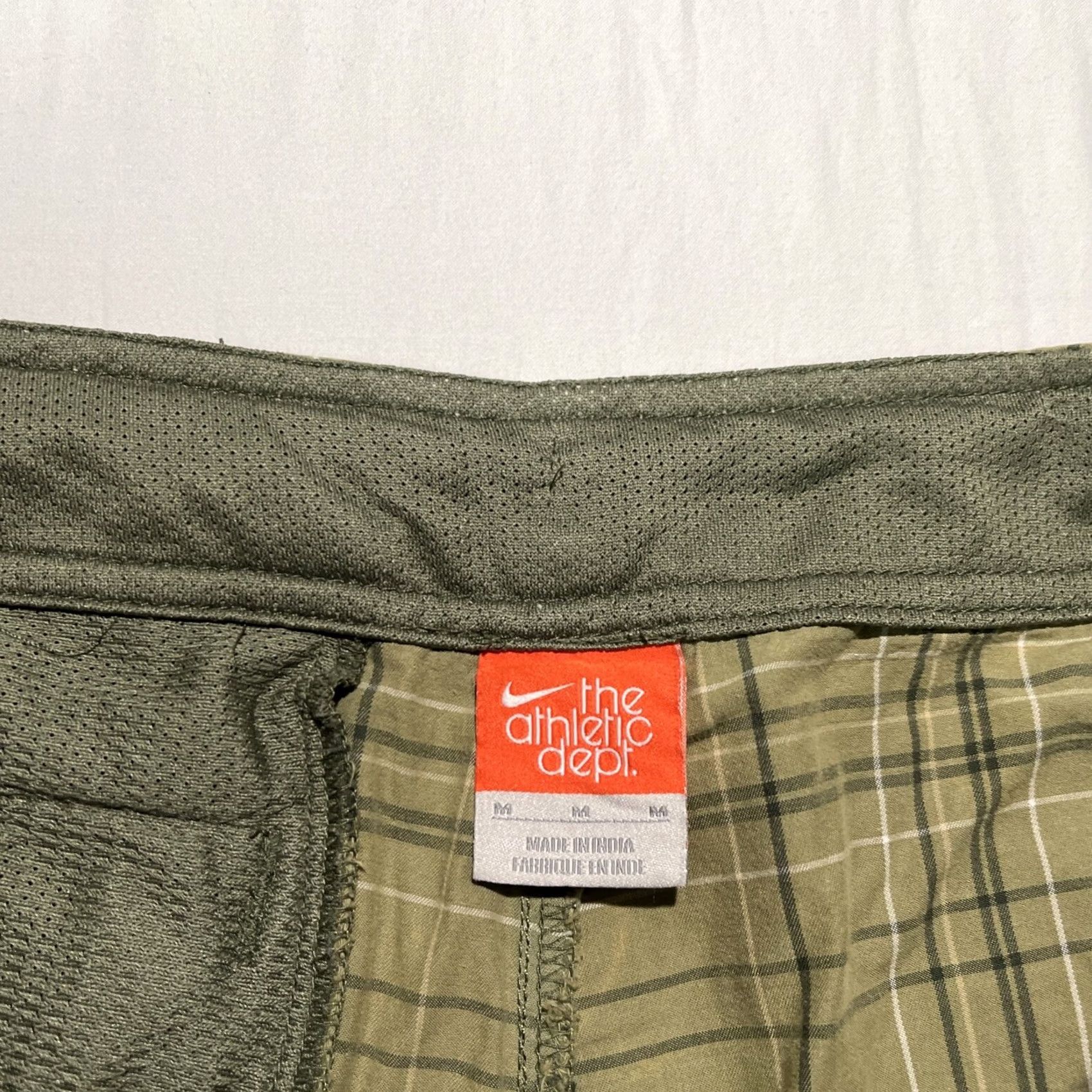 Nike VINTAGE Nike Shorts Mens M Green Hiking Outdoor Plaid Drawstring Swoosh Size US 31 - 7 Thumbnail