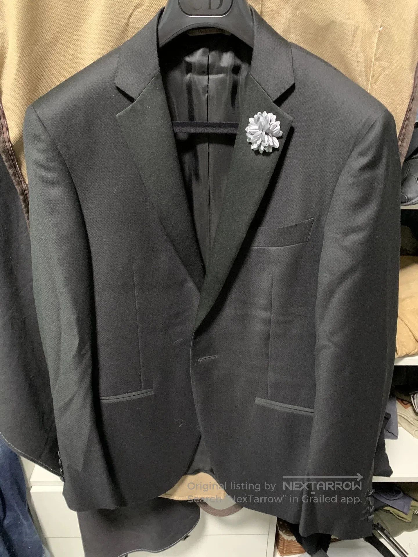 Canali black wool blazer with detachable brooch. Size US M / EU 48-50 / 2 - 1 Thumbnail
