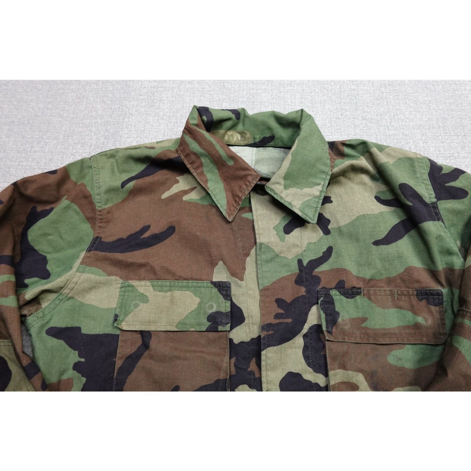 Vintage VINTAGE Combat Coat Mens M Brown Woodland Camo Military Pockets Outdoors Shirt Button-Up Collared All Seasons Fall Winter Mens Size US M / EU 48-50 / 2 - 2 Thumbnail