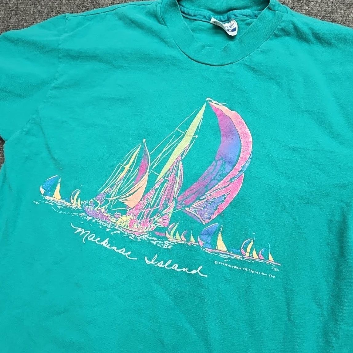 Hanes VINTAGE Hanes Single Stitch Shirt L Men Crew Neck 1991 Mackinac Island Michigan Sailing Sail Boat Pastel Blue Size US L / EU 52-54 / 3 - 2 Thumbnail
