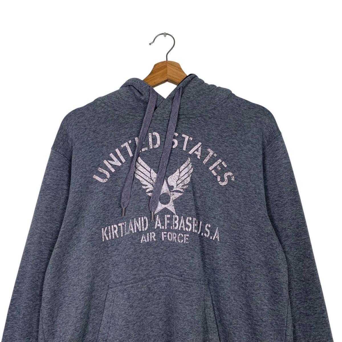 Japanese Brand US Air Force Kirtland AF Base Pullover Hoodie Size US L / EU 52-54 / 3 - 11 Thumbnail
