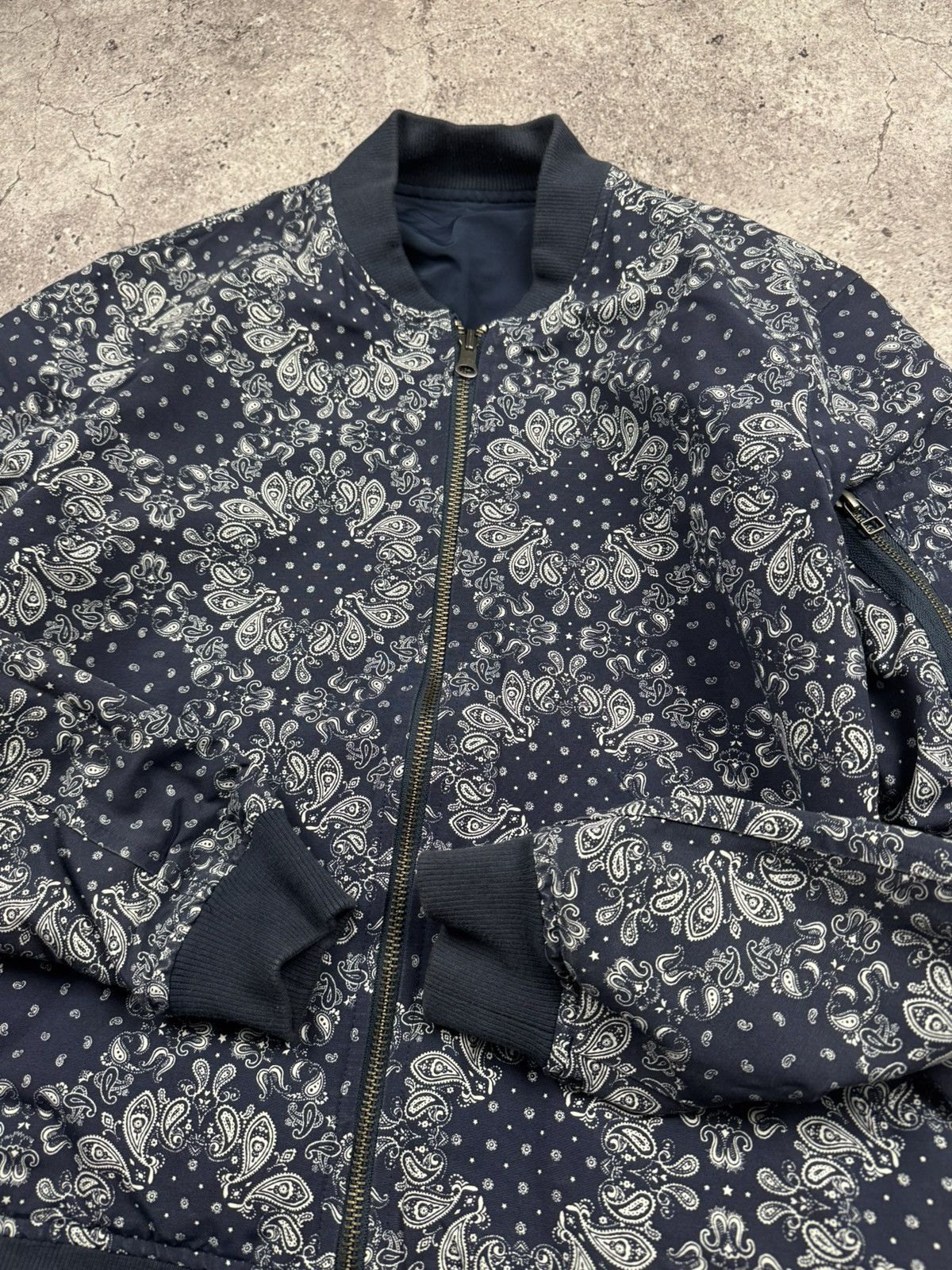 Japanese Brand Worn Out Age Reversible MA-1 Bomber – Bandana Side Size US M / EU 48-50 / 2 - 8 Thumbnail