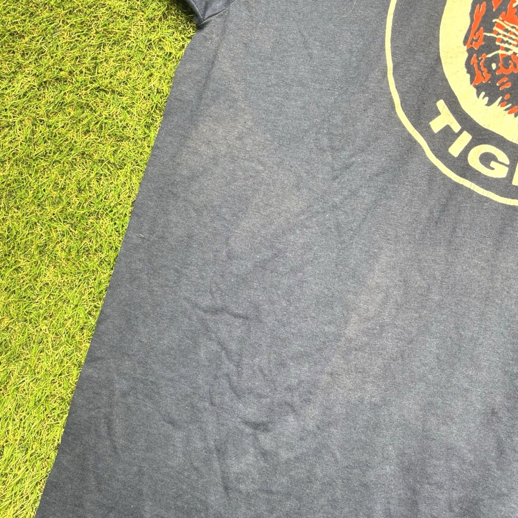 MLB VINTAGE Majestic Detroit Tigers MLB Shirt Mens XL Short Sleeve Crew Neck Blue Graphic Tee Size US XL / EU 56 / 4 - 7 Thumbnail