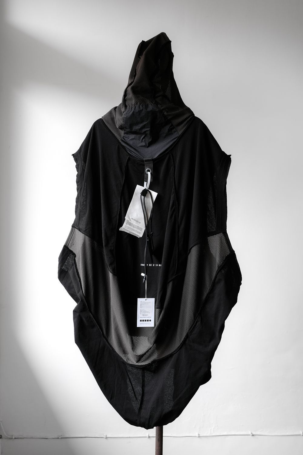 Hamcus HAMCUS - TM / NAMELESS HOODED TANK TOP - BLACK Size US XL / EU 56 / 4 - 3 Thumbnail