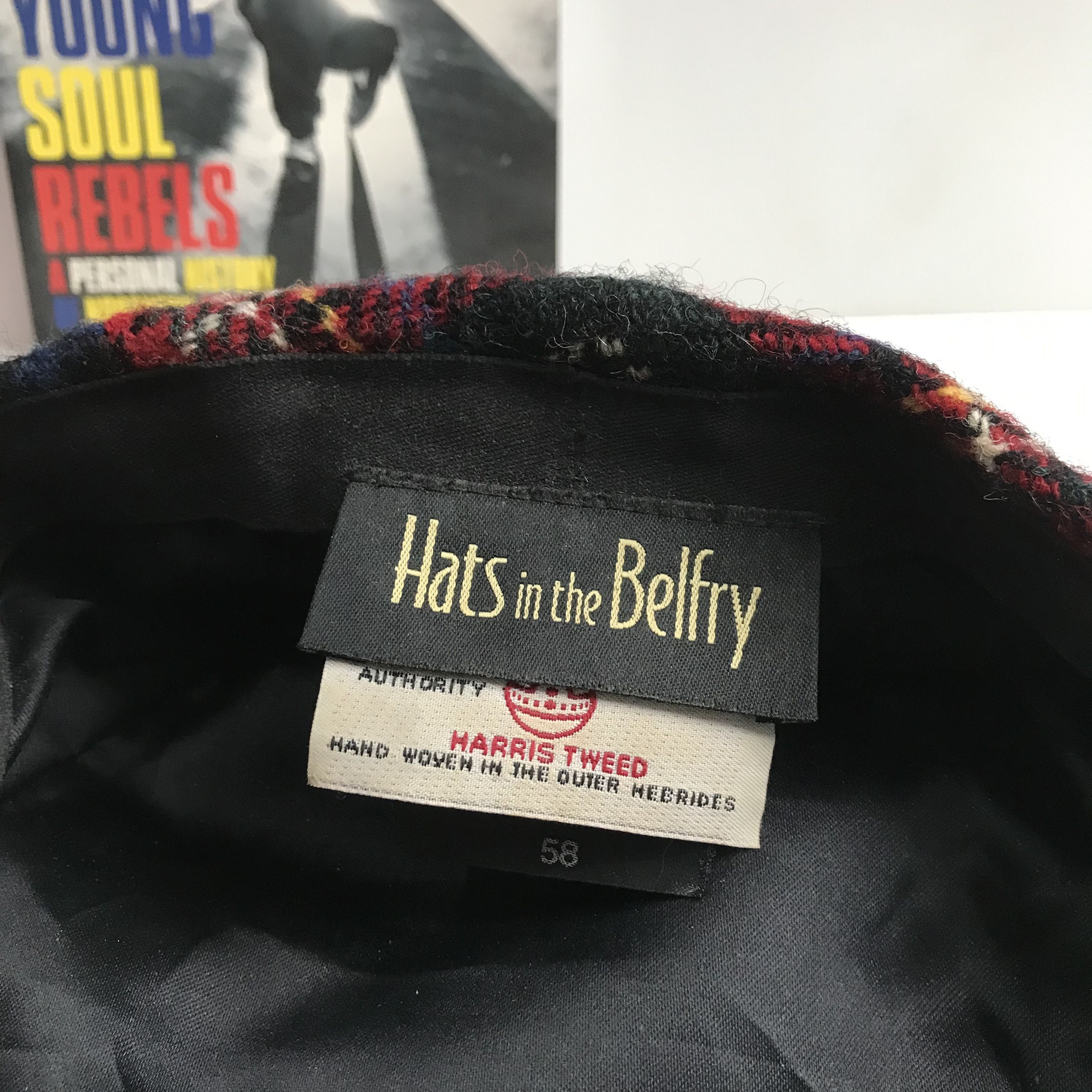 Harris Tweed × Vintage Vintage hats in the belfry Harris Tweed Scottish Wool Flat Size ONE SIZE - 7 Thumbnail