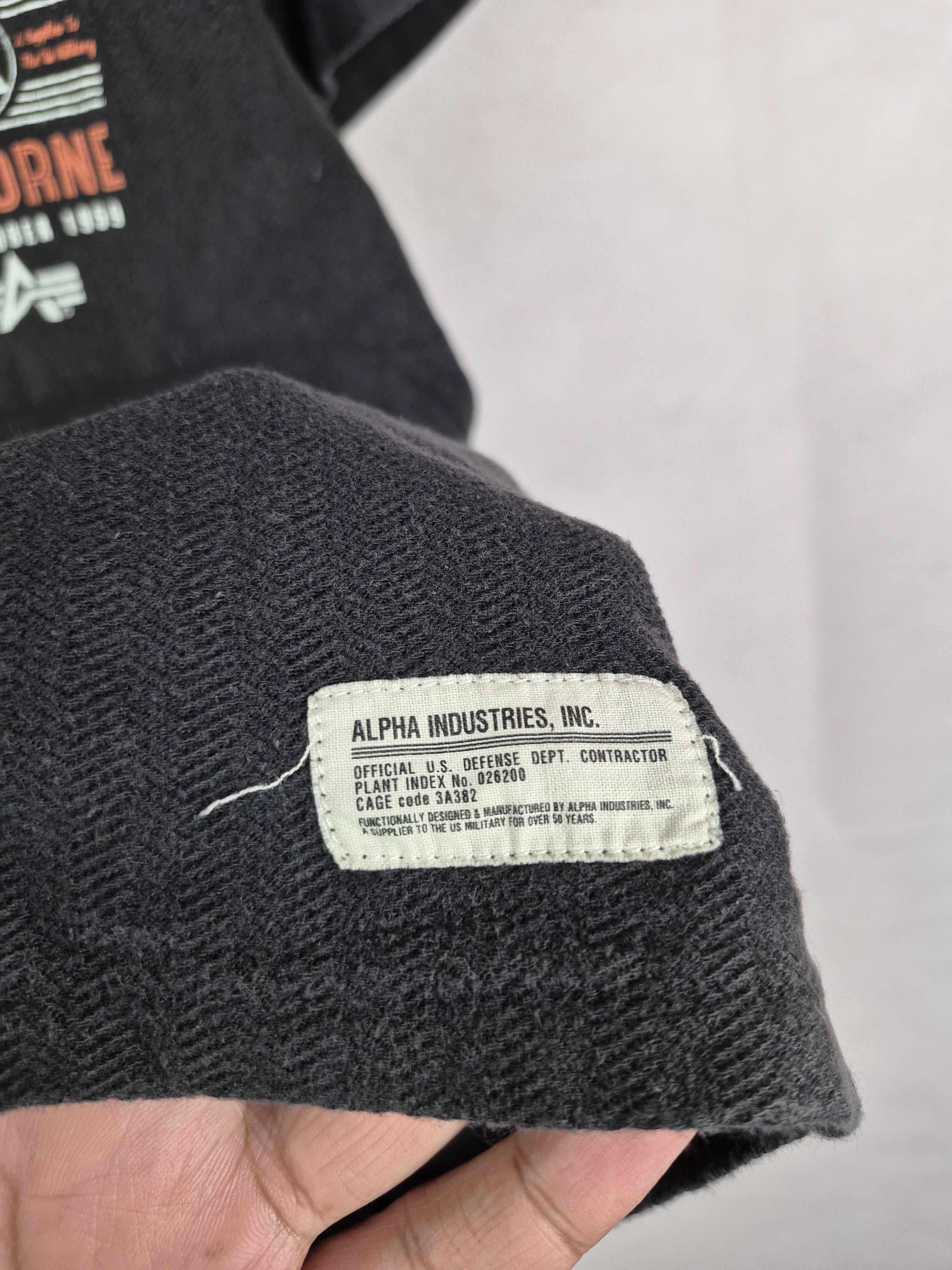 Alpha Industries 🔥 Alpha Industries Airborne US Military Flight Apparel Tee Size US M / EU 48-50 / 2 - 6 Thumbnail