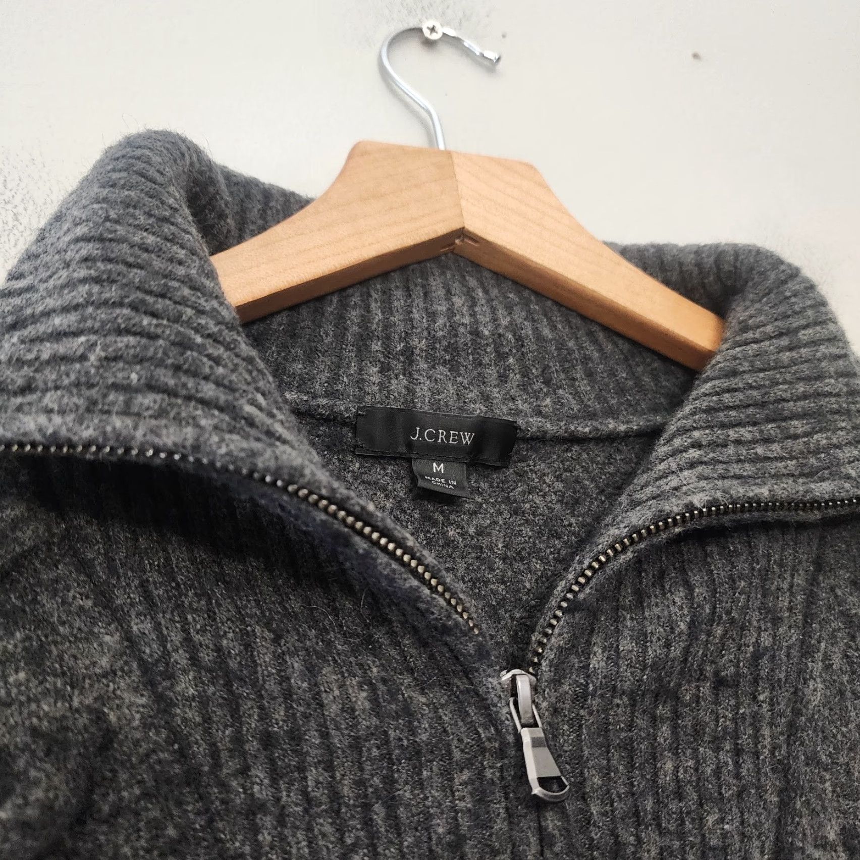 J.Crew J.CREW Cable Knit Sweater Women Medium Gray 1/2 Zip Merino Wool Alpaca Polyamide Knit Pullover Mock Neck Long Sleeve Casual Travel Regular M Womens Size M / US 6-8 / IT 42-44 - 4 Thumbnail