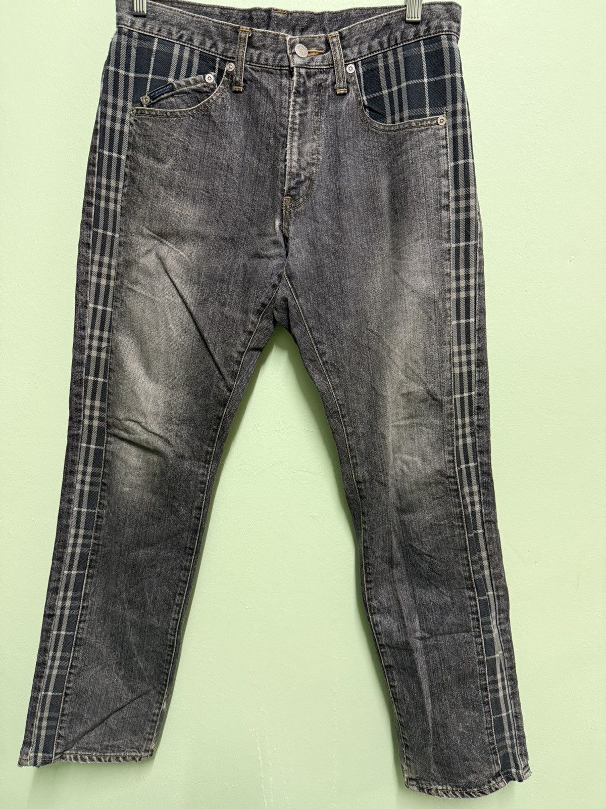 Burberry Vintage Burberry Jeans Pants rare distressed look a like Size US 32 / EU 48 - 2 Thumbnail