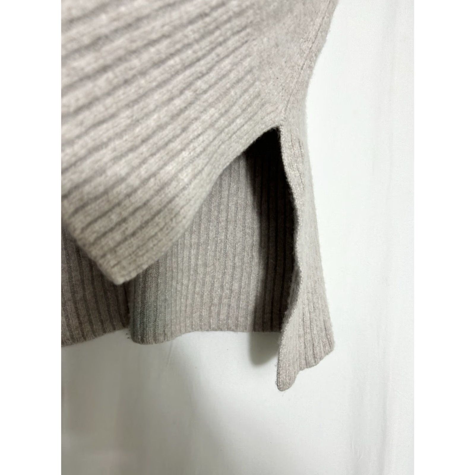Lou & Grey Lou & Grey Womens Small Beige Pullover Funnel Neck Wool Blend Long Sleeve Sweater Wool Blend Pullover Fanspired? Size S / US 4 / IT 40 - 6 Thumbnail