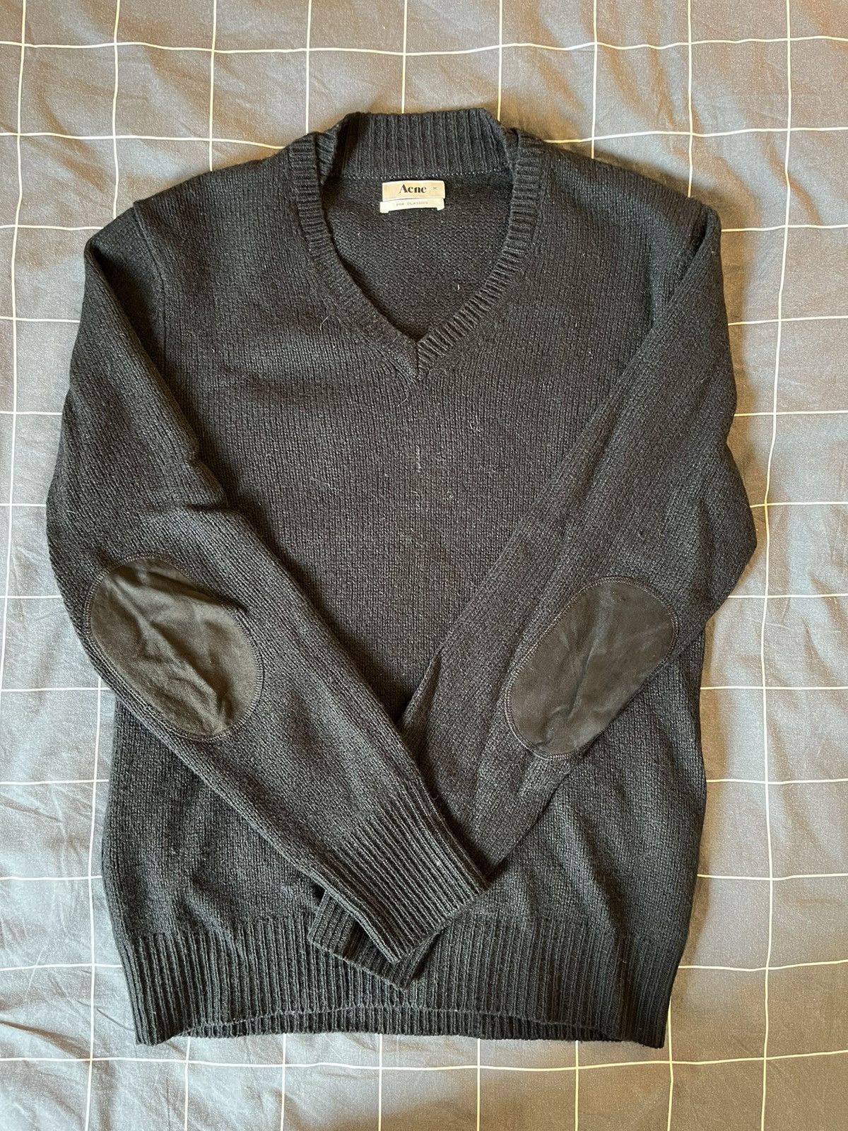 Acne Studios Acne wool sweater with elbow pads. Size US M / EU 48-50 / 2 - 1 Thumbnail