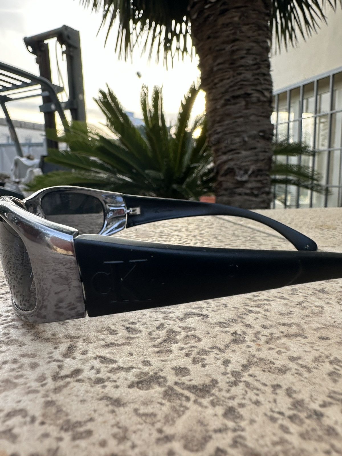 Calvin Klein × Vintage Calvin Klein Vintage Sunglasses cK3001 Silver Size ONE SIZE - 4 Thumbnail